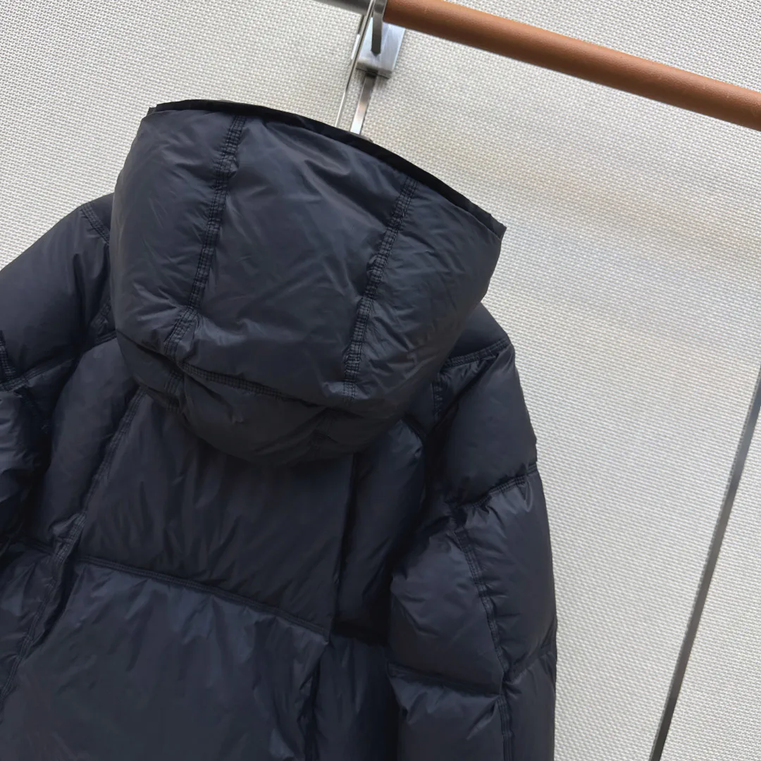 Women's Jackets And Down Jackets CELINE 18108231
