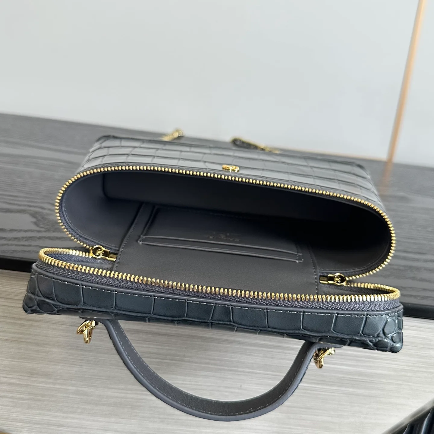 Women's Classic Handbags CHANEL 17827600