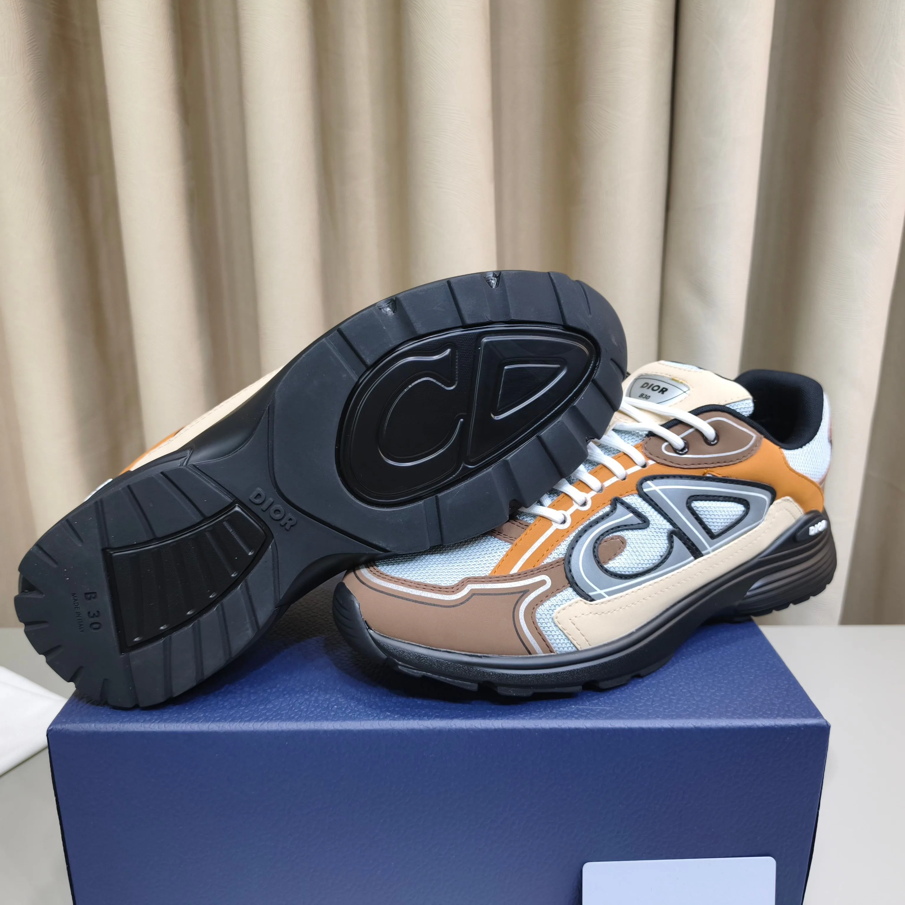 Men's Sneakers CHRISTIAN DIOR 17989011