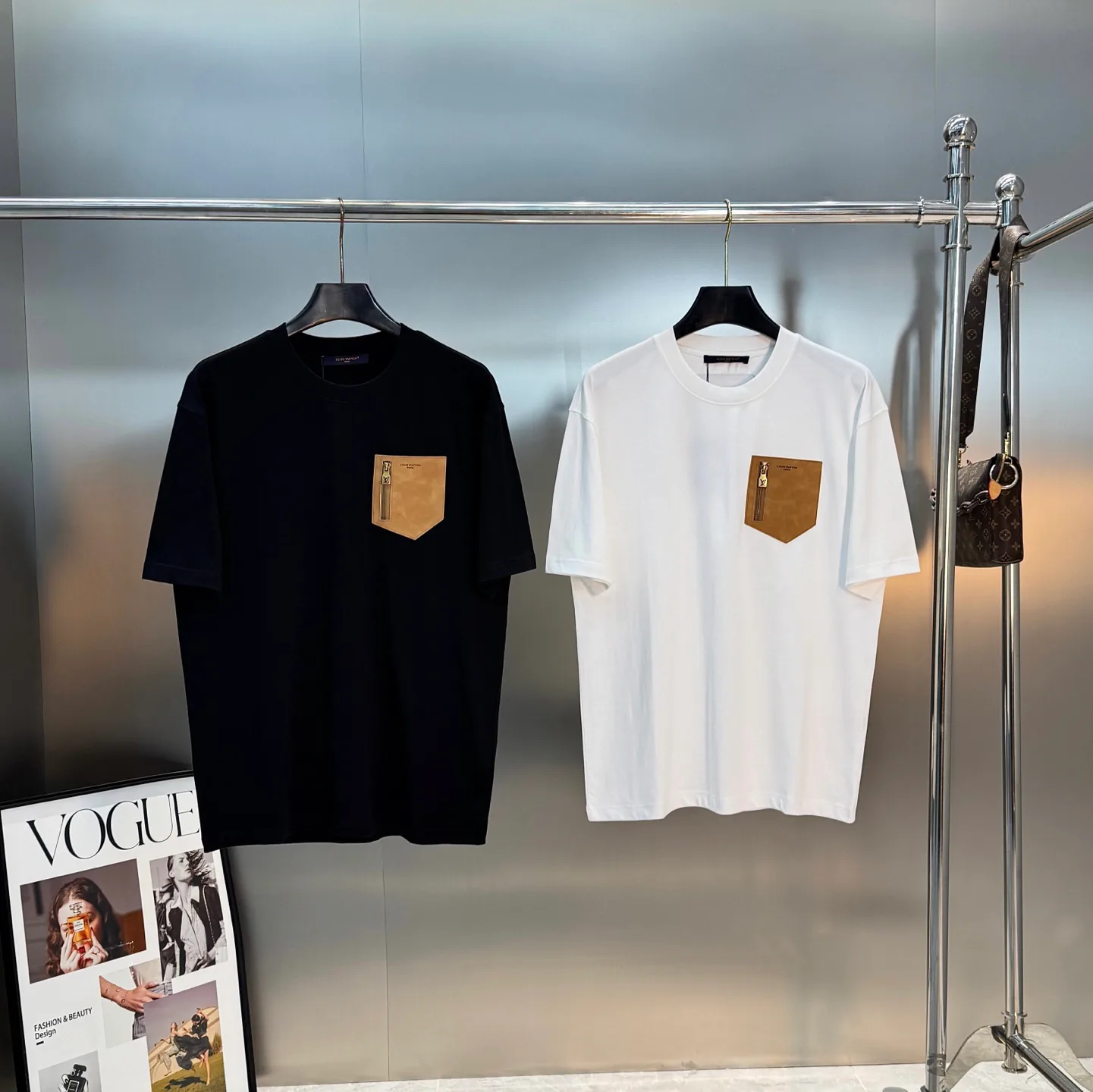 Men's T-Shirts LOUIS VUITTON 17099904