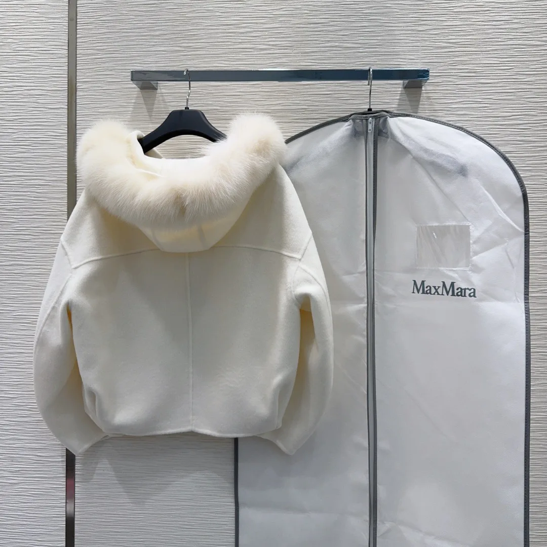 Women's Coats MAX MARA 18456287
