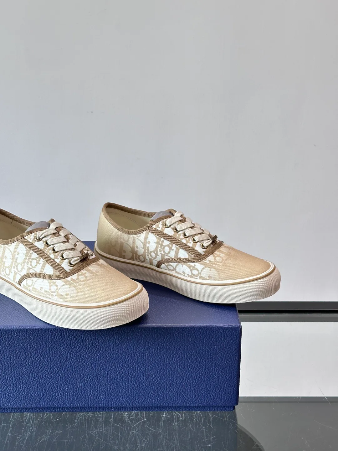 Women's Sneakers CHRISTIAN DIOR 17649810