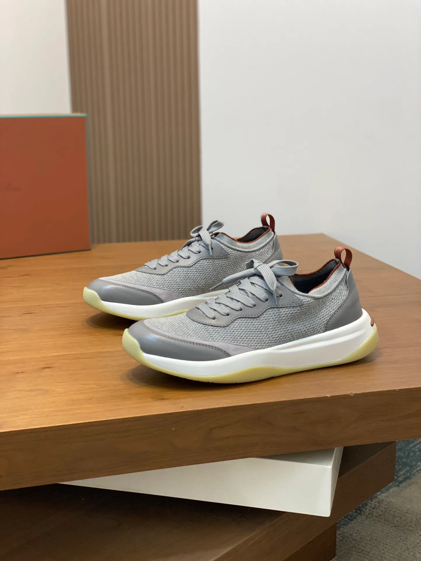 Men's Sneakers LORO PIANA 17862430