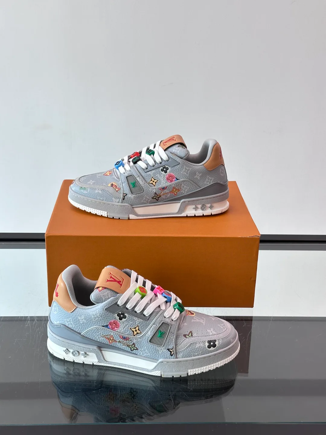 Men's Sneakers LOUIS VUITTON 18400622