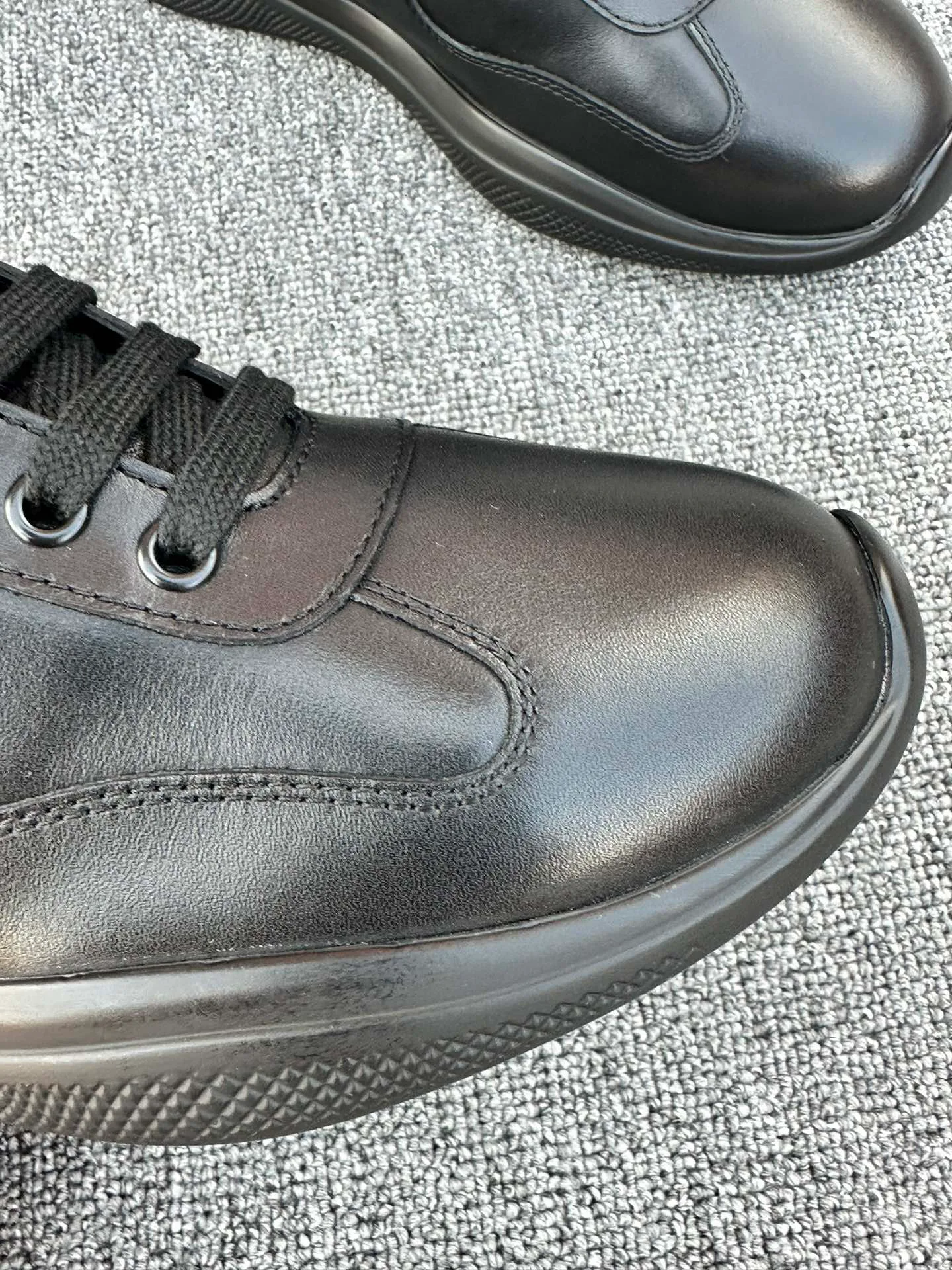 Men's Sneakers PRADA 17219252