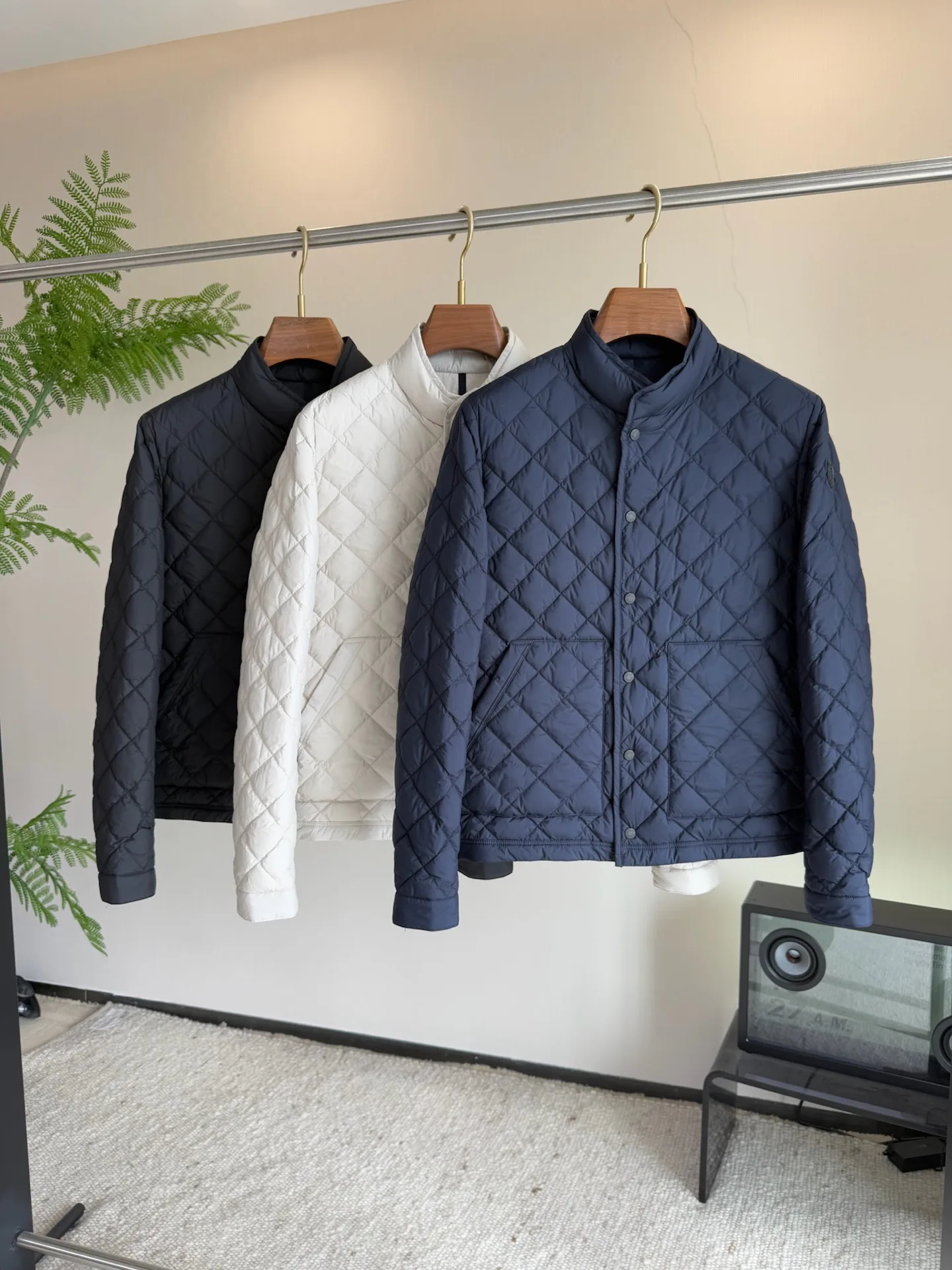 Men's Jackets And Down Jackets MONCLER 18084740
