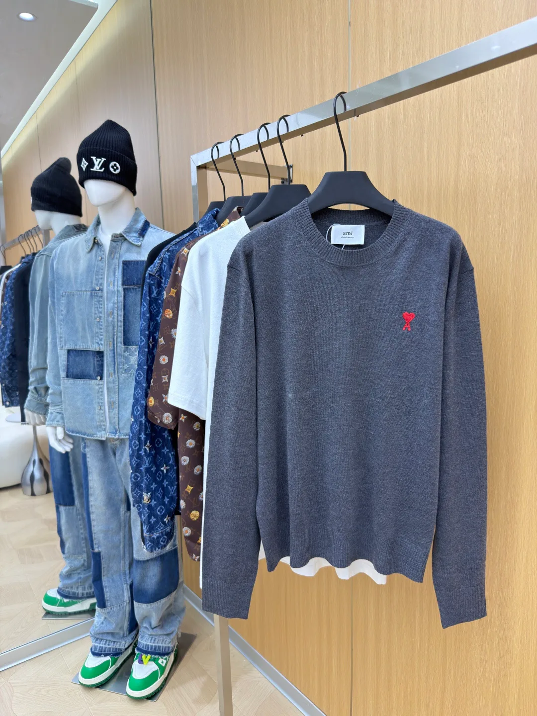 Men's Jumpers And Sweaters AMI PARIS 17740852