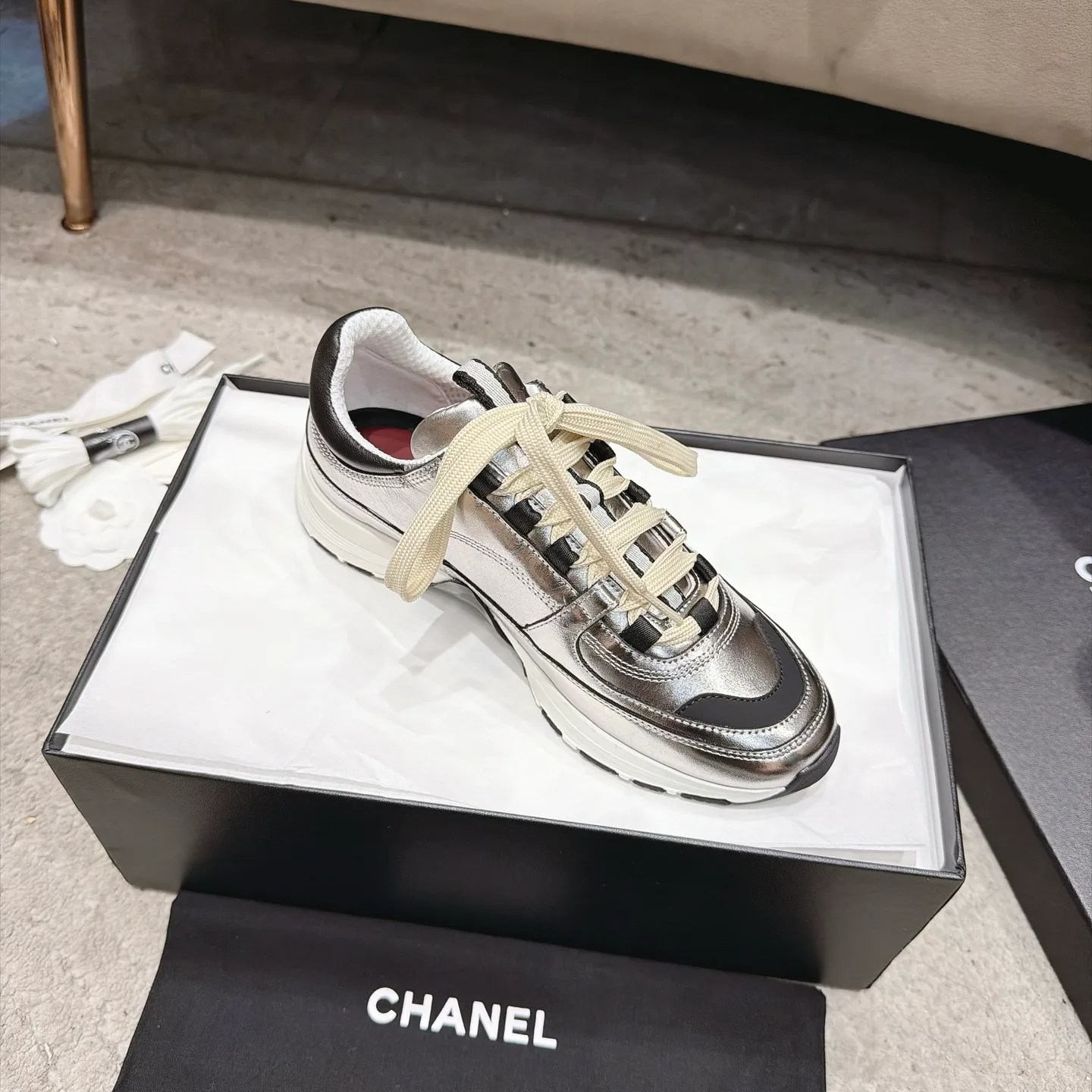Кроссовки Женские Chanel 18627982