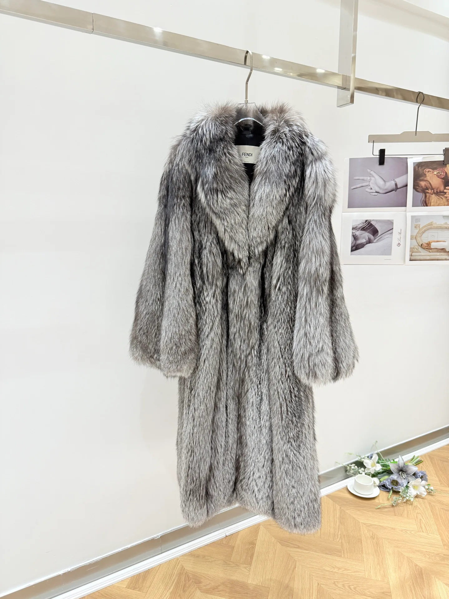 Women's Fur Coats FENDI 18343551