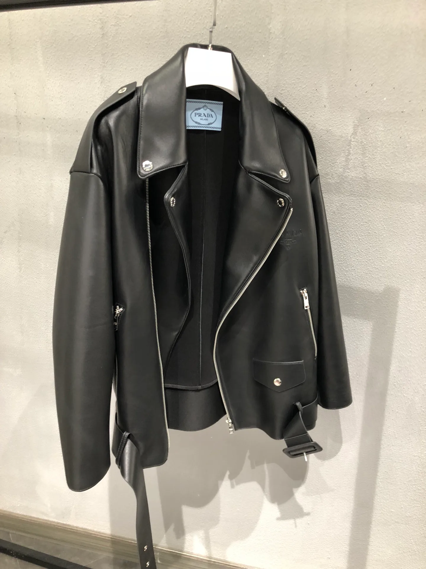 Women's Leather Jackets And Sheepskin Coats PRADA 18090499