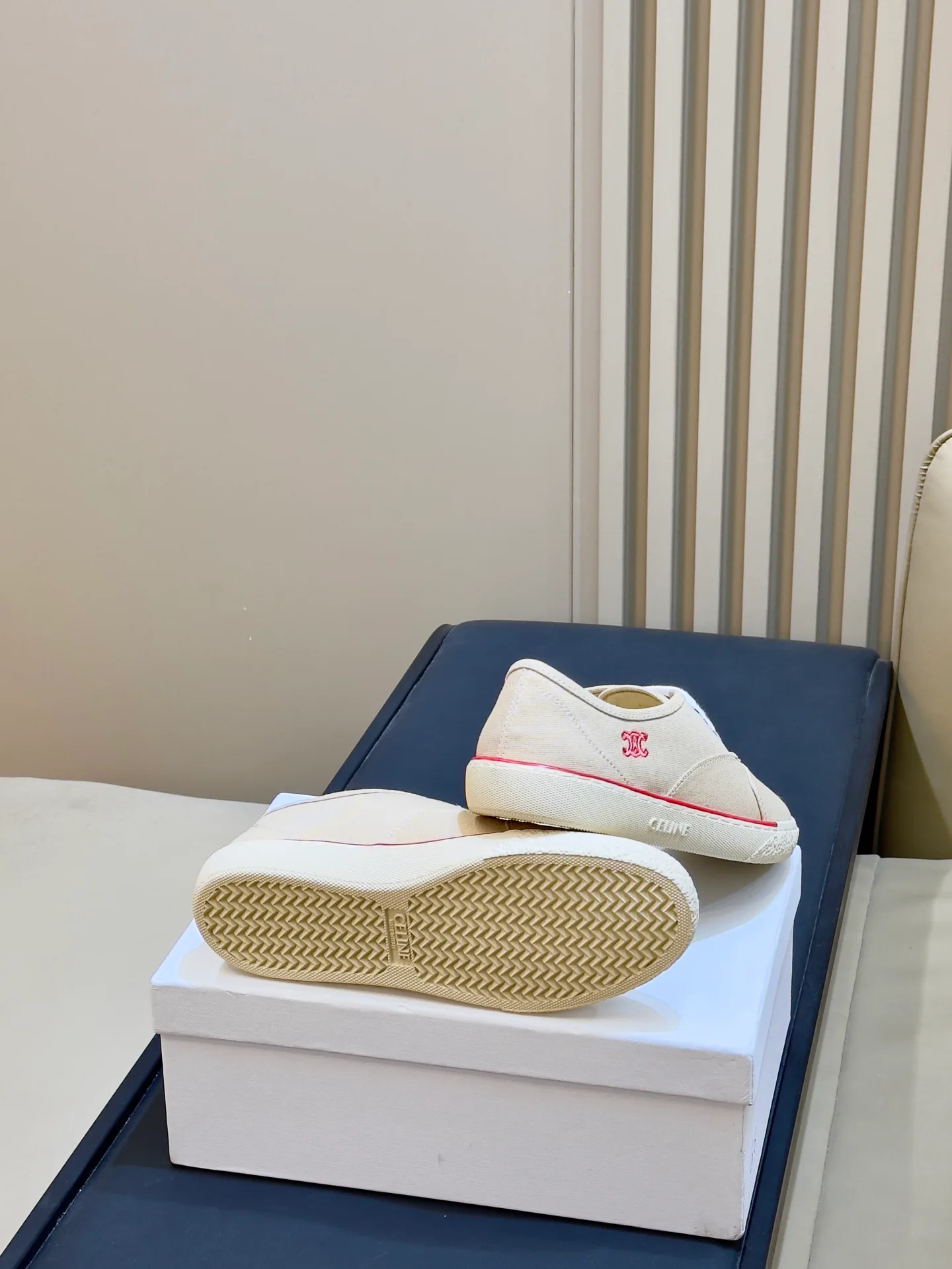 Women's Canvas Shoes CELINE 18073470