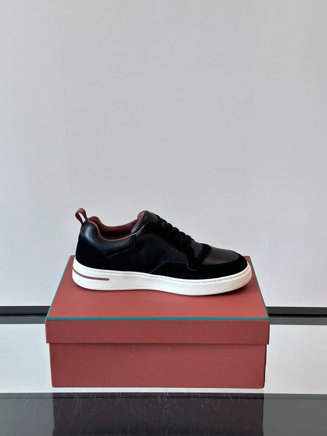 Men's Sneakers LORO PIANA 17730631