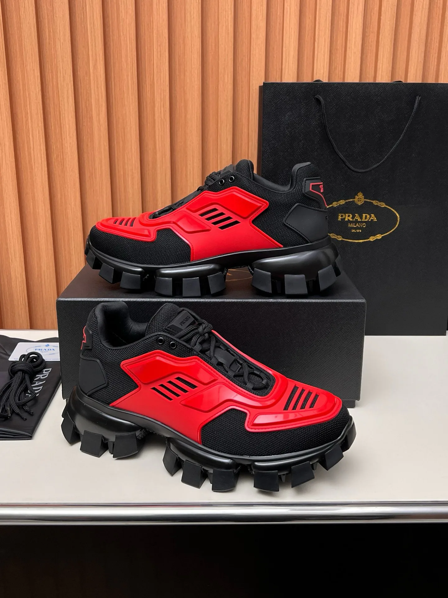Women's Sneakers PRADA 17955146