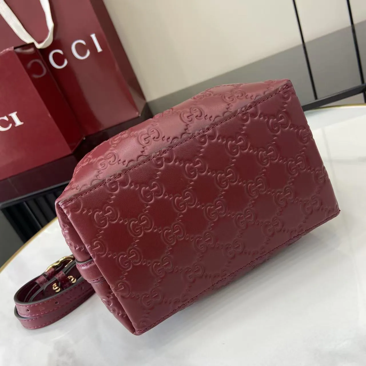 Women's Classic Handbags GUCCI 18404544