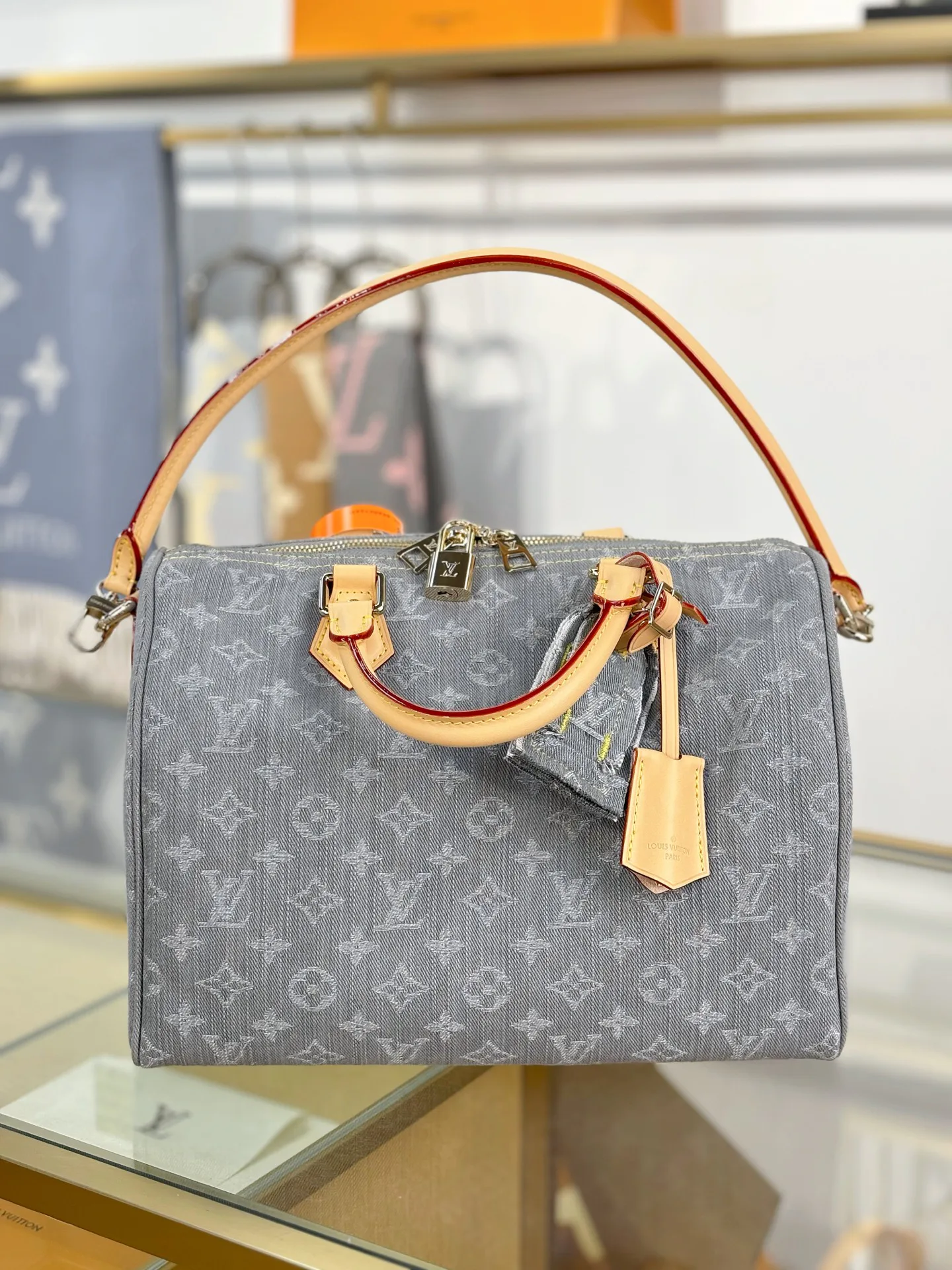 Women's Classic Handbags LOUIS VUITTON 18153142