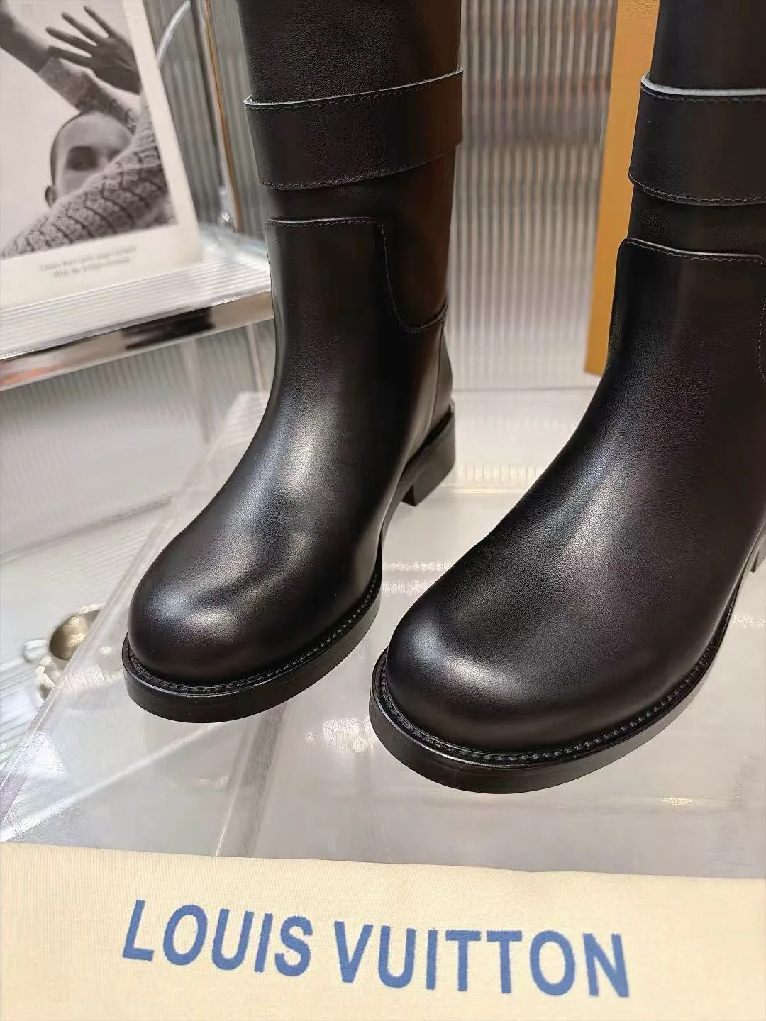 Women's Ankle Boots LOUIS VUITTON 17926089