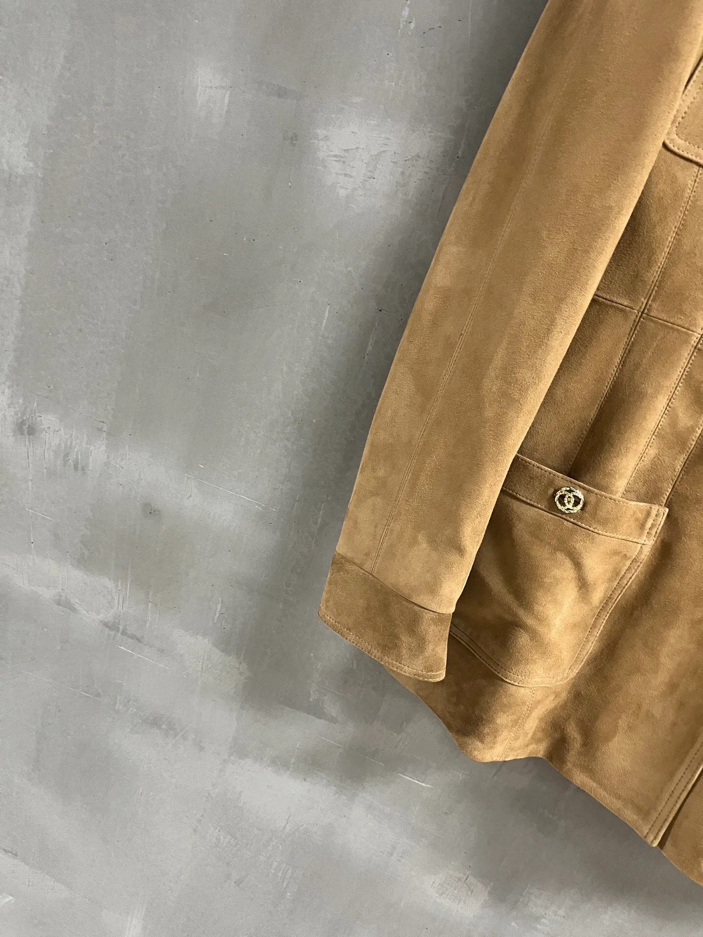 Women's Leather Jackets And Sheepskin Coats CHANEL 18172746