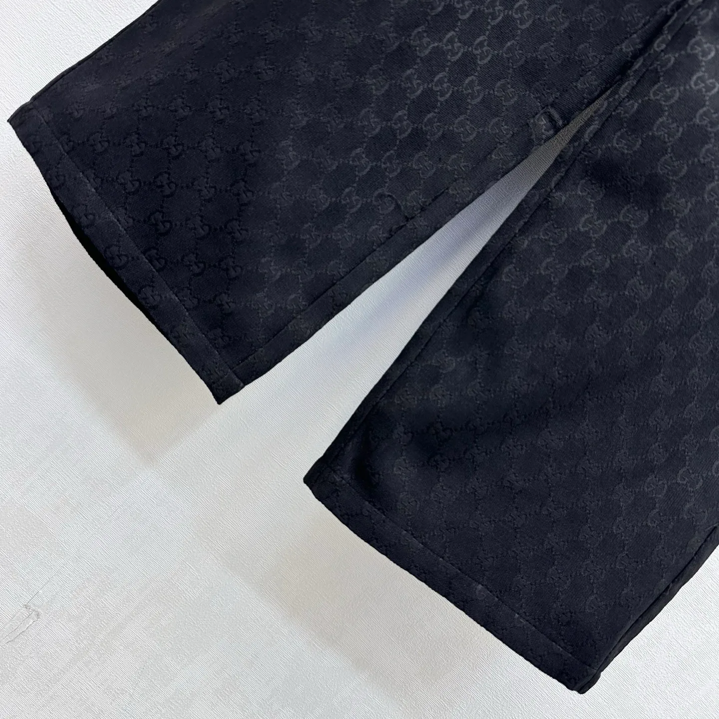 Women's Trousers GUCCI 18023275