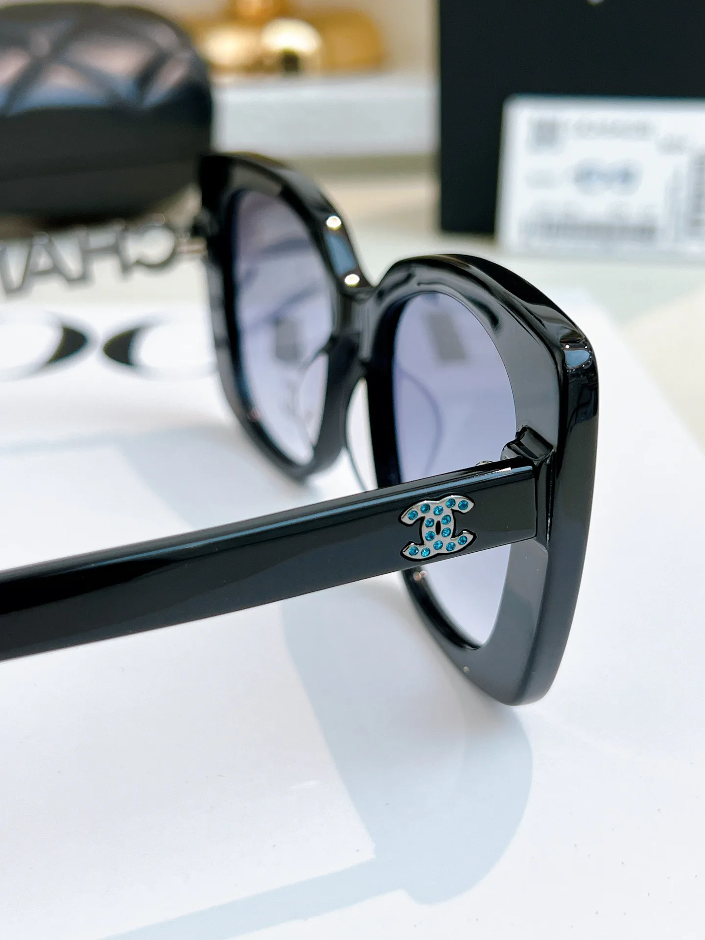 Glasses CHANEL 17366518