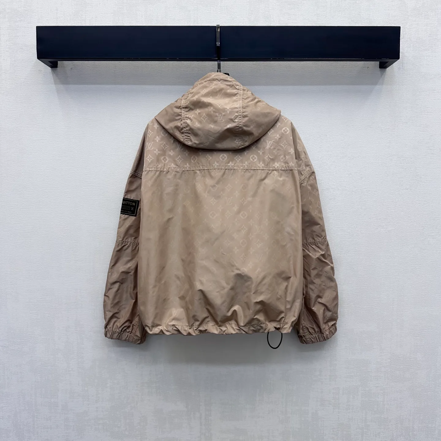Women's Jackets And Down Jackets LOUIS VUITTON 18226295