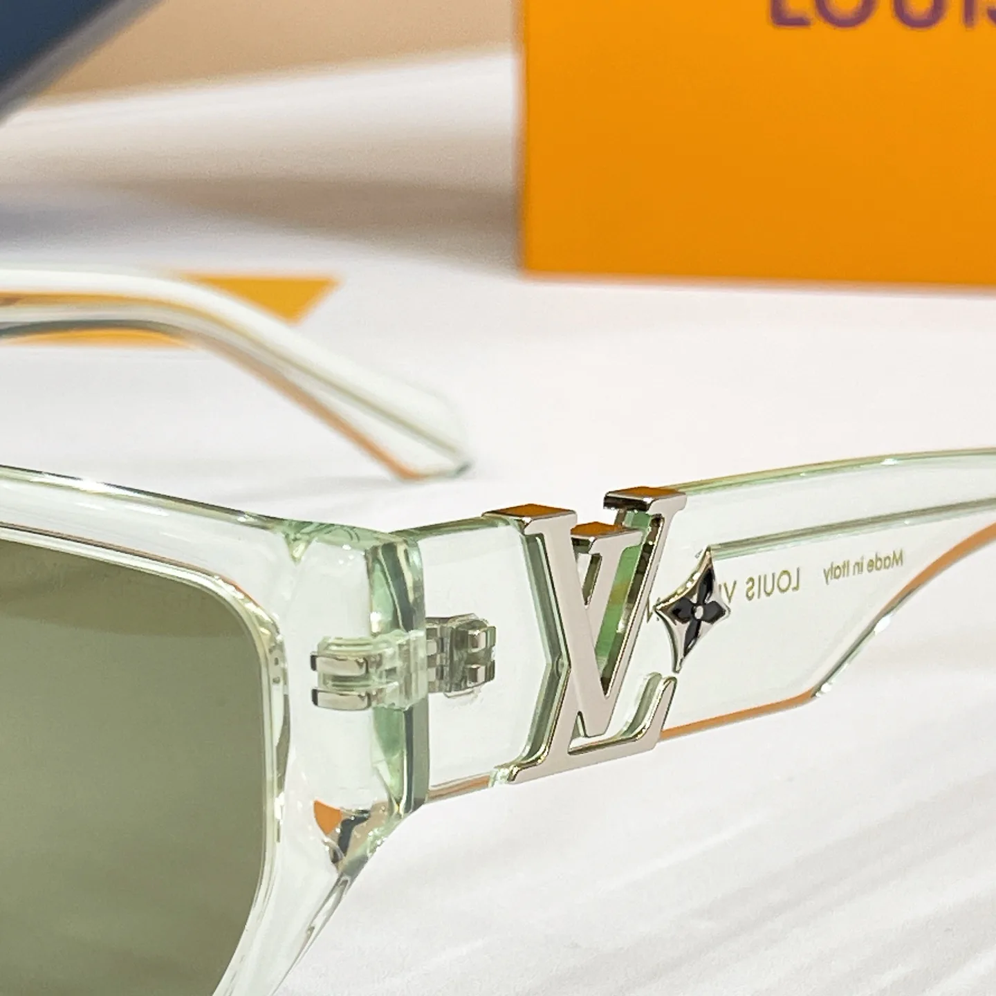 Glasses LOUIS VUITTON 17495878