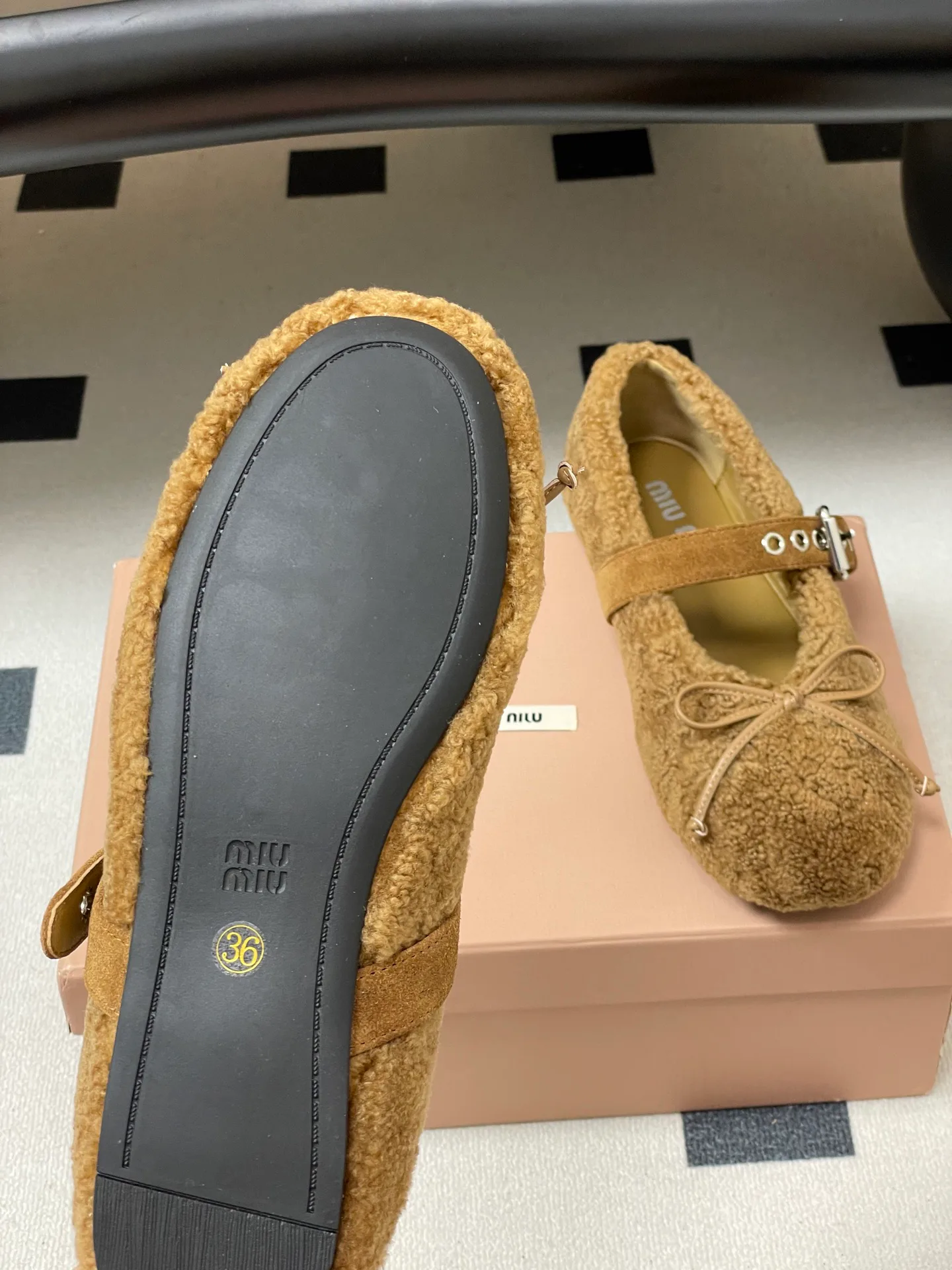 Women's Ballet Flats MIU MIU 18048981