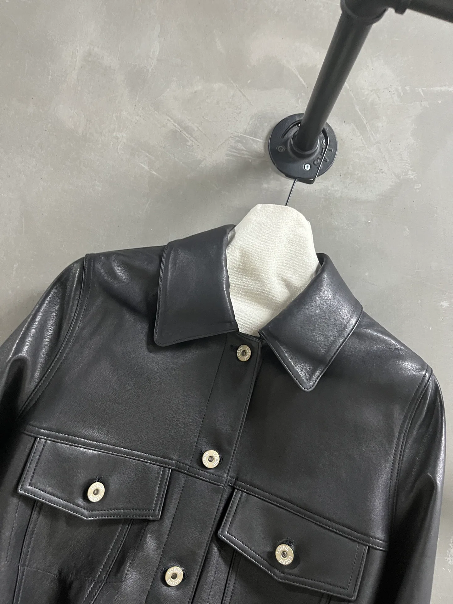 Women's Leather Jackets And Sheepskin Coats LOEWE 18172899