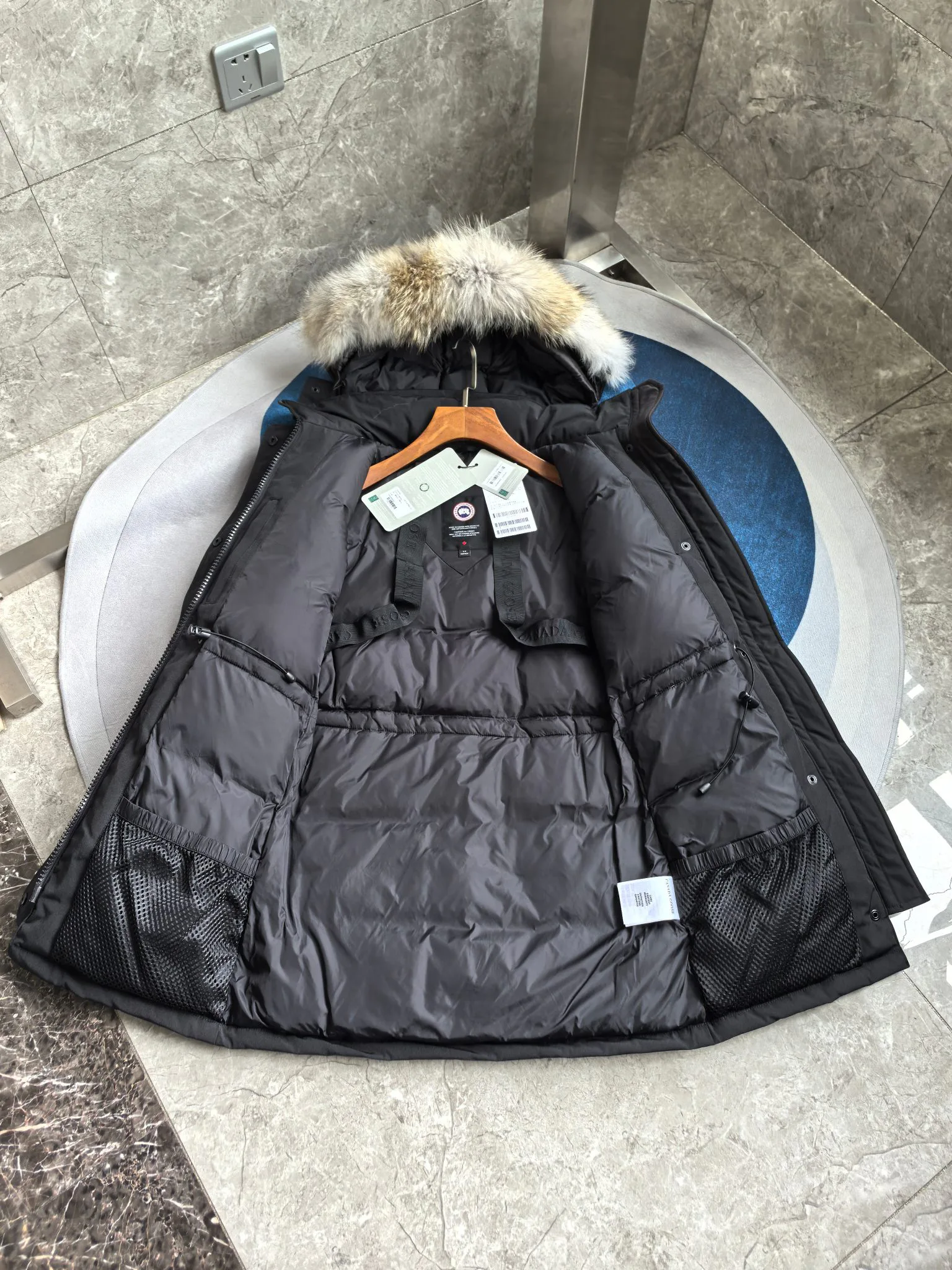 Women's Jackets And Down Jackets CANADA GOOSE 18188610