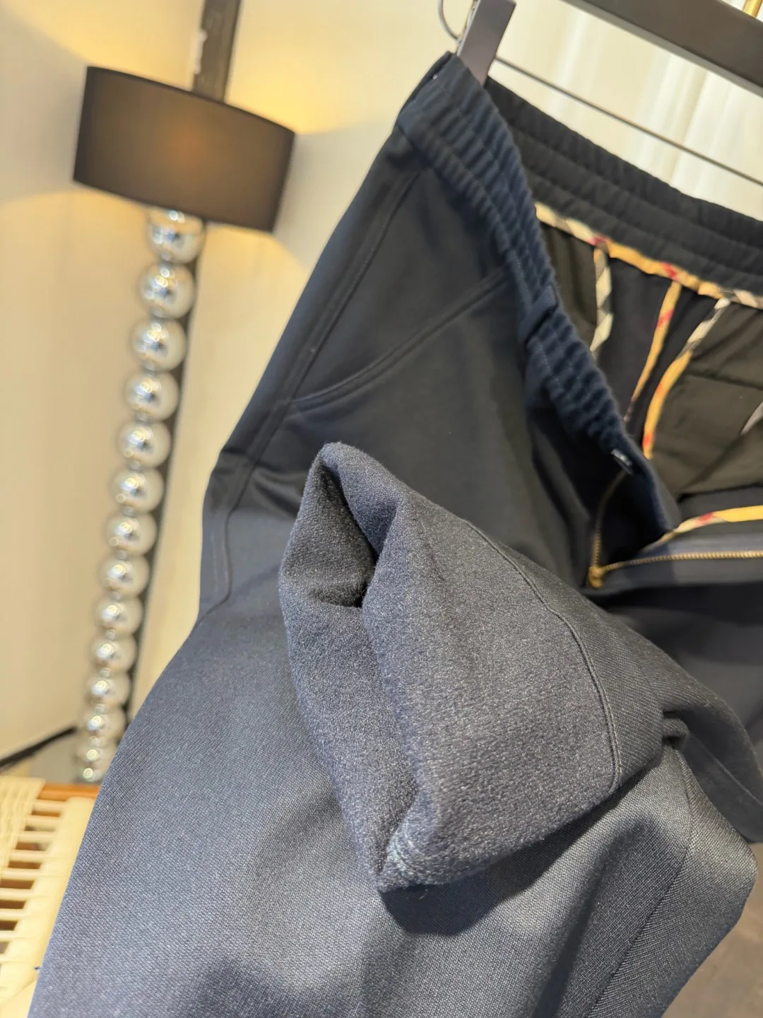 Women's Trousers BURBERRY 17924985