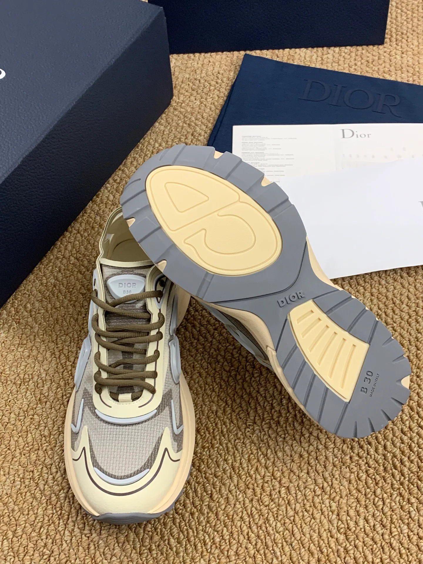 Women's Sneakers CHRISTIAN DIOR 17545172