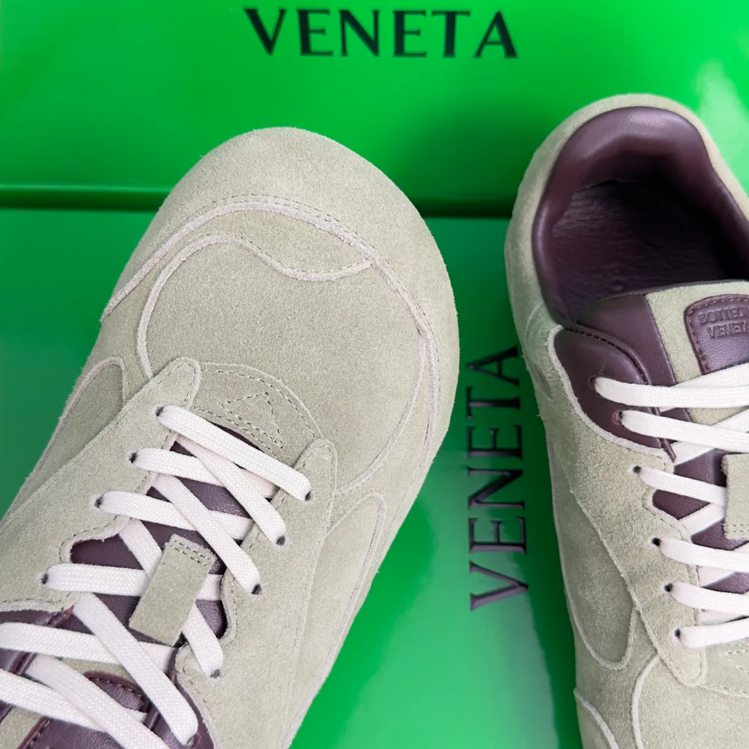 Women's Sneakers BOTTEGA VENETA 17771975