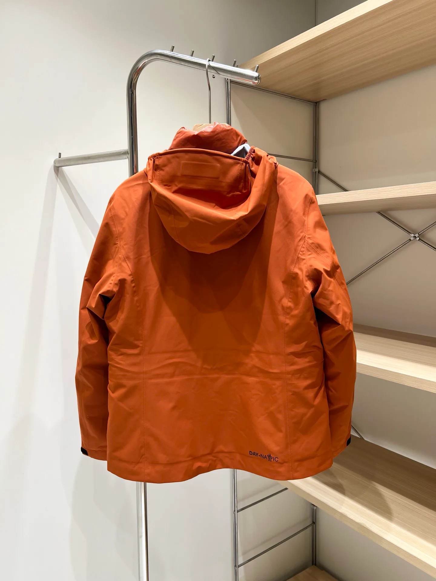 Women's Jackets And Down Jackets MONCLER 18131362
