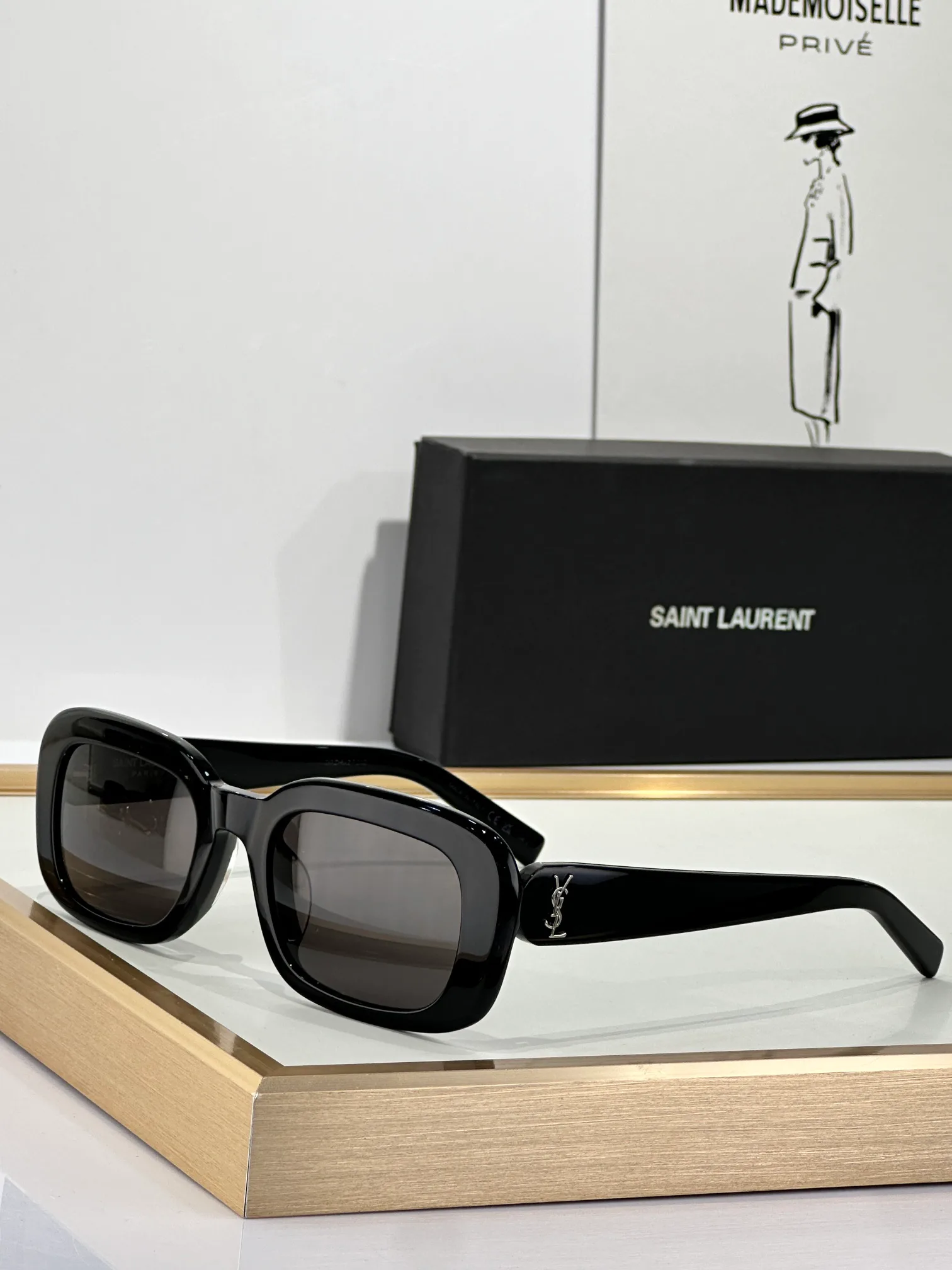 Glasses SAINT LAURENT 17949304