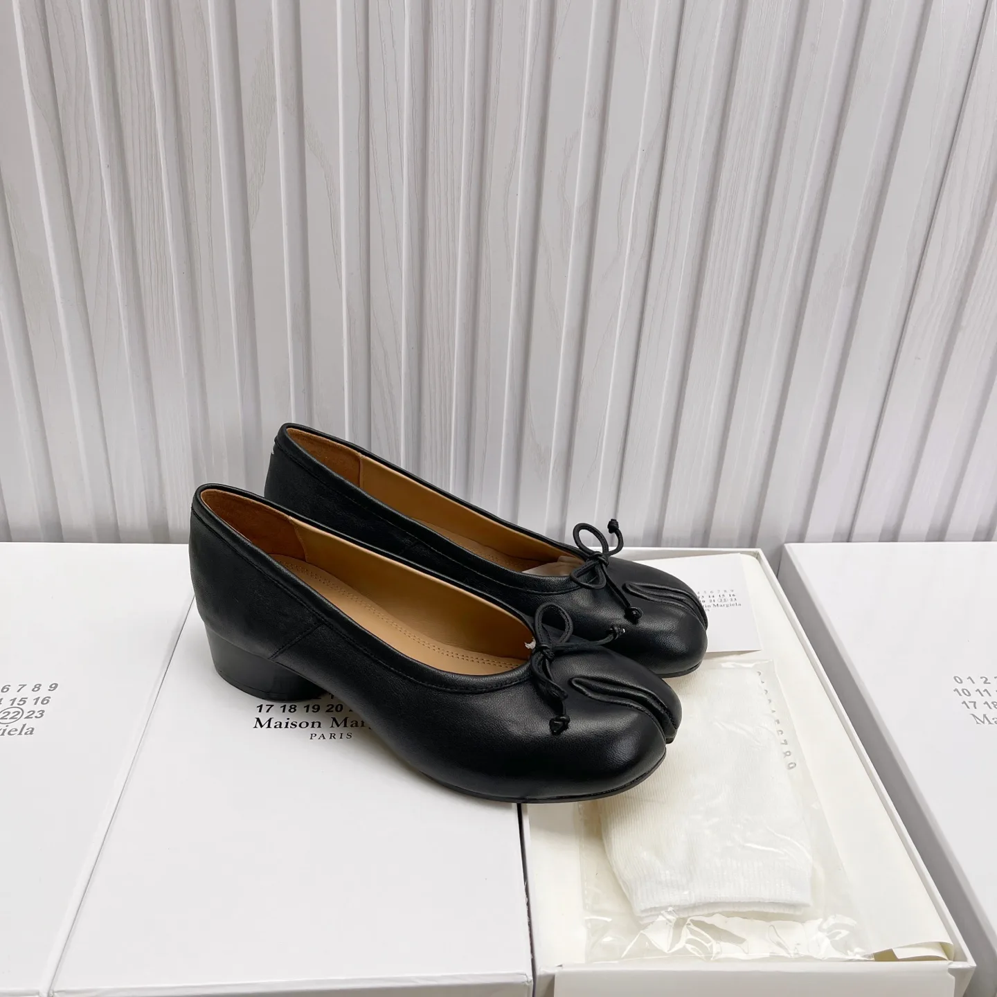 Women's Ballet Flats MAISON MARGIELA 18104496