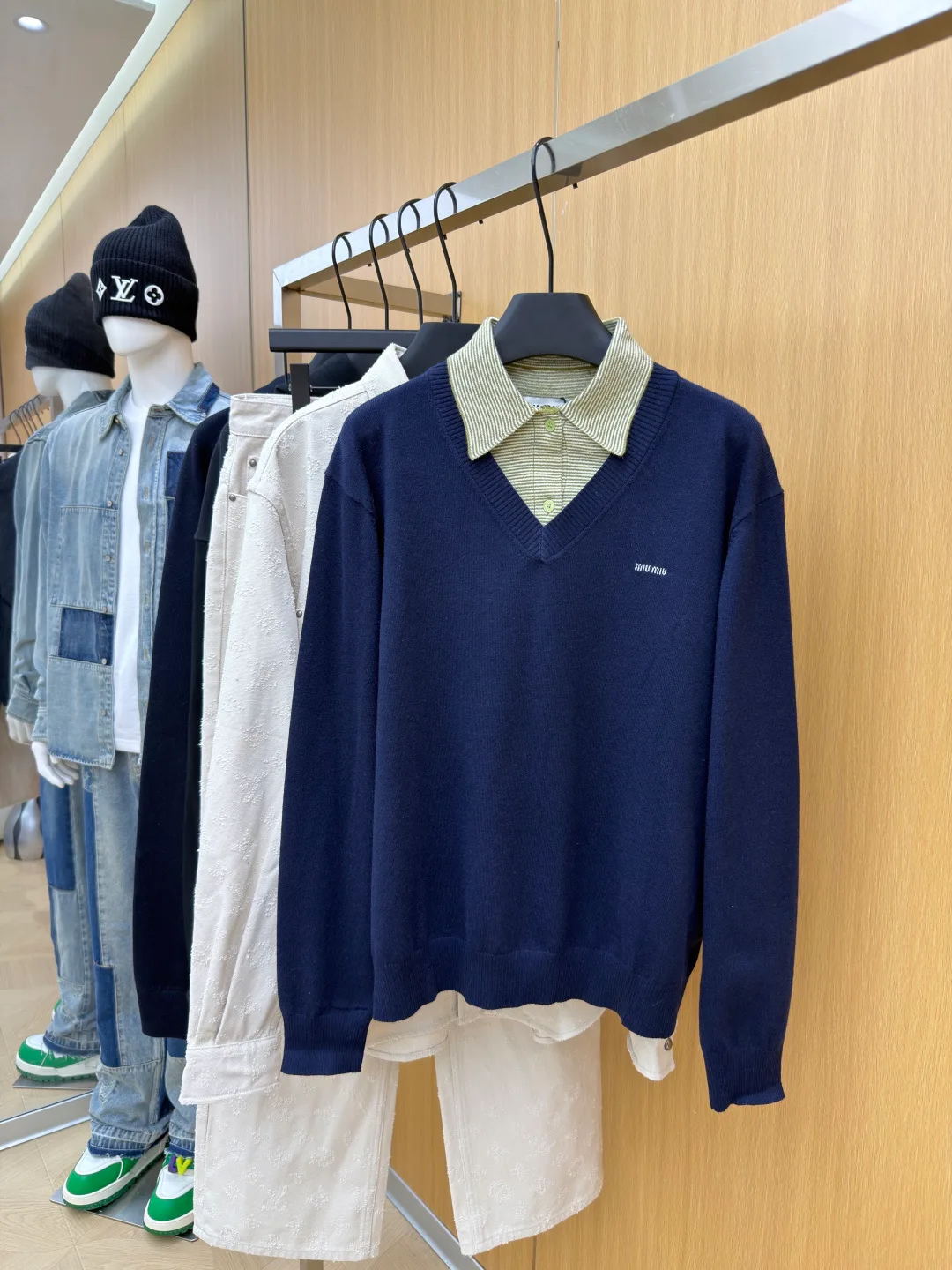 Men's Jumpers And Sweaters MIU MIU 17933349