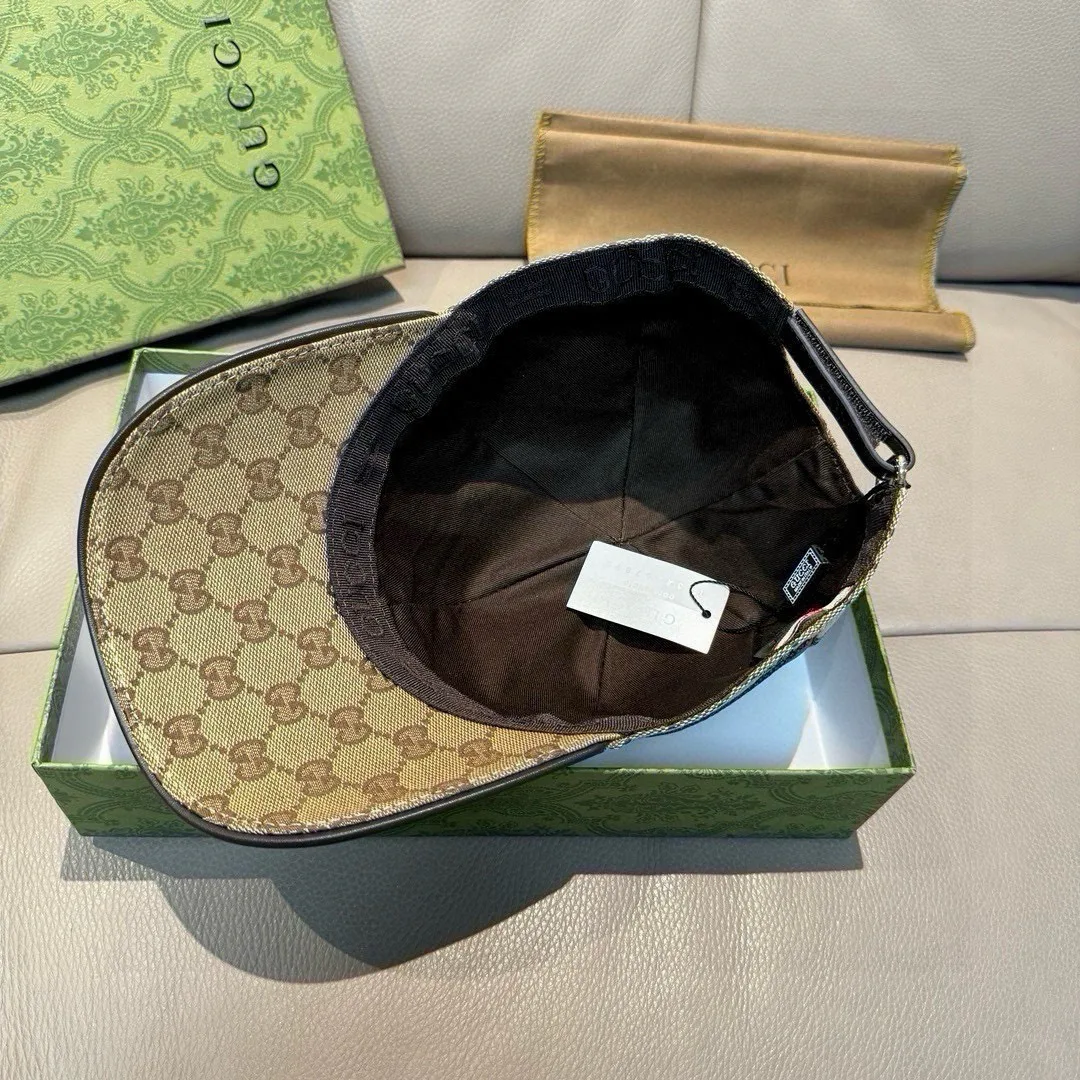 Hats GUCCI 17604840