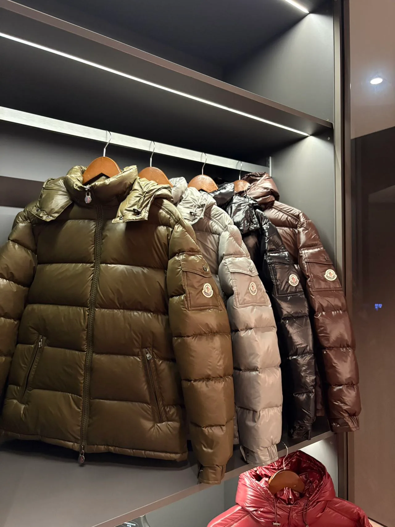 Men's Jackets And Down Jackets MONCLER 18030061