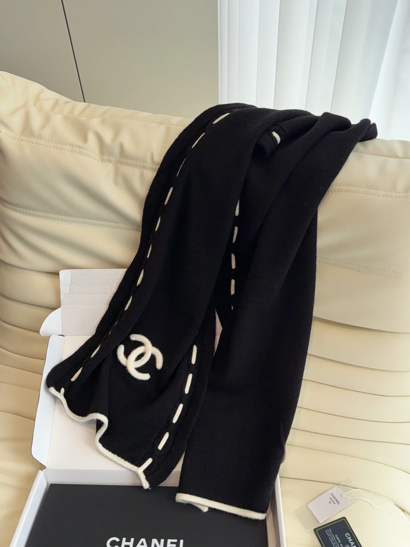 Scarves CHANEL 18105409