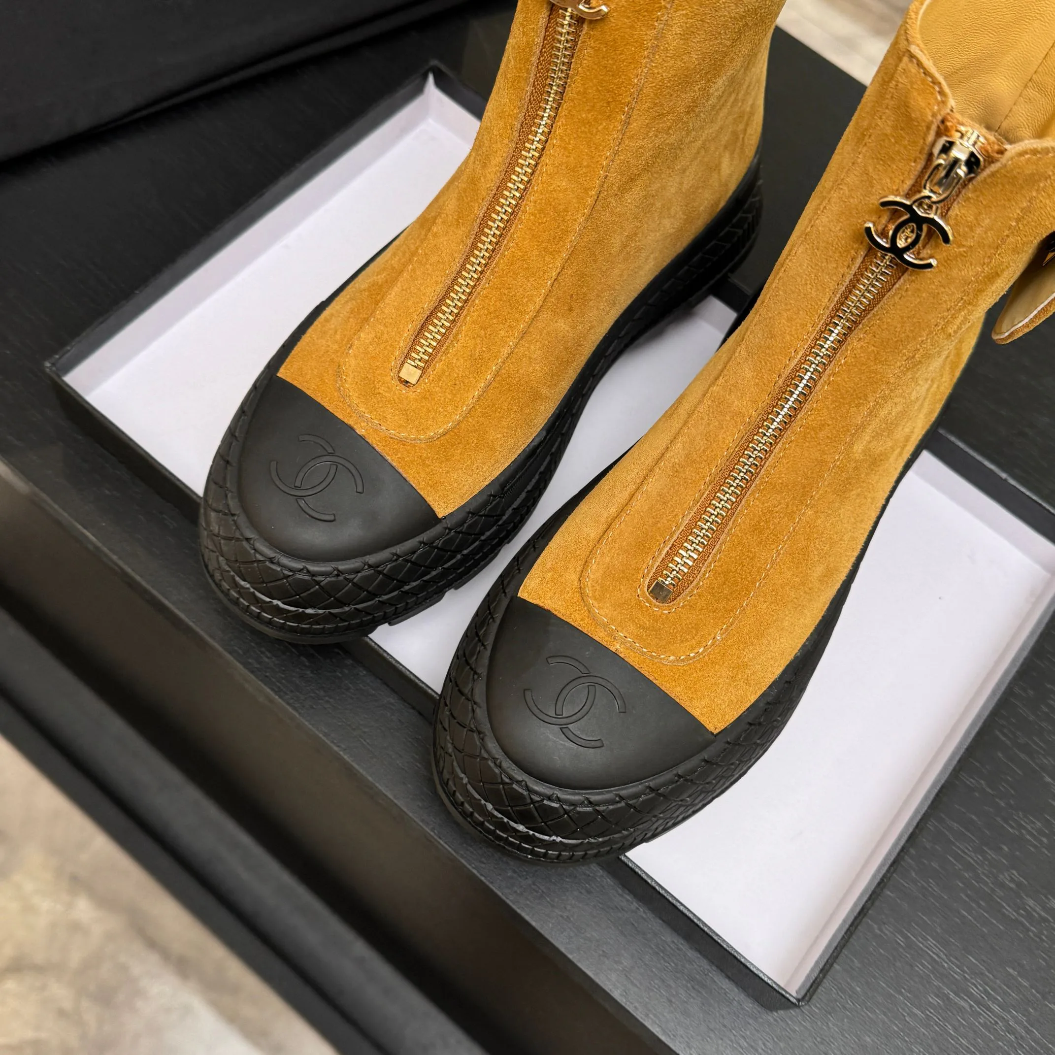 Women's Ankle Boots CHANEL 17899992
