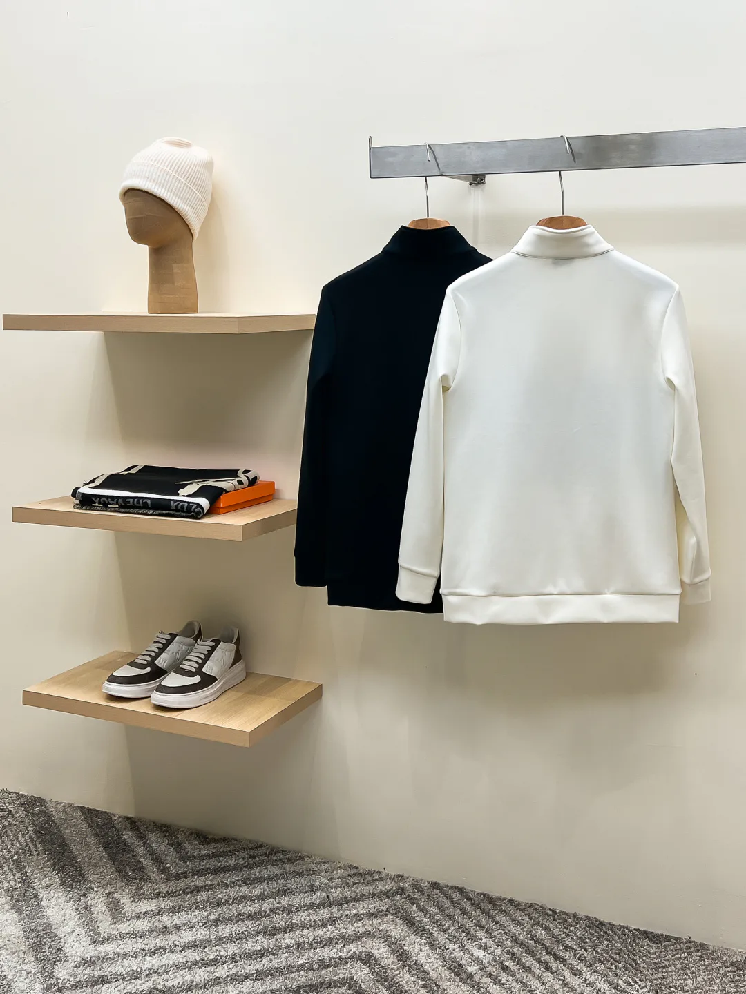 Men's Sweatshirts And Hoodies BURBERRY 18499169
