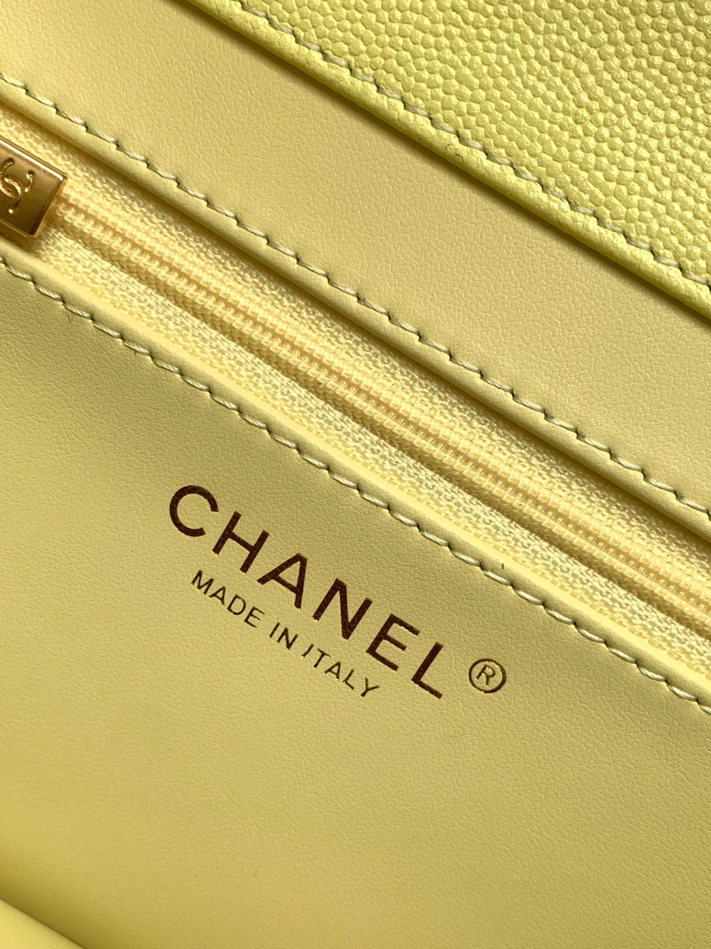 Women's Classic Handbags CHANEL 17844636