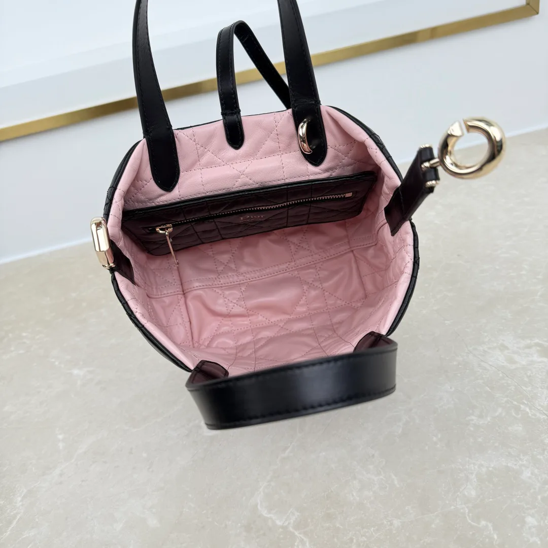 Классические Сумки Женские Christian Dior 18573903