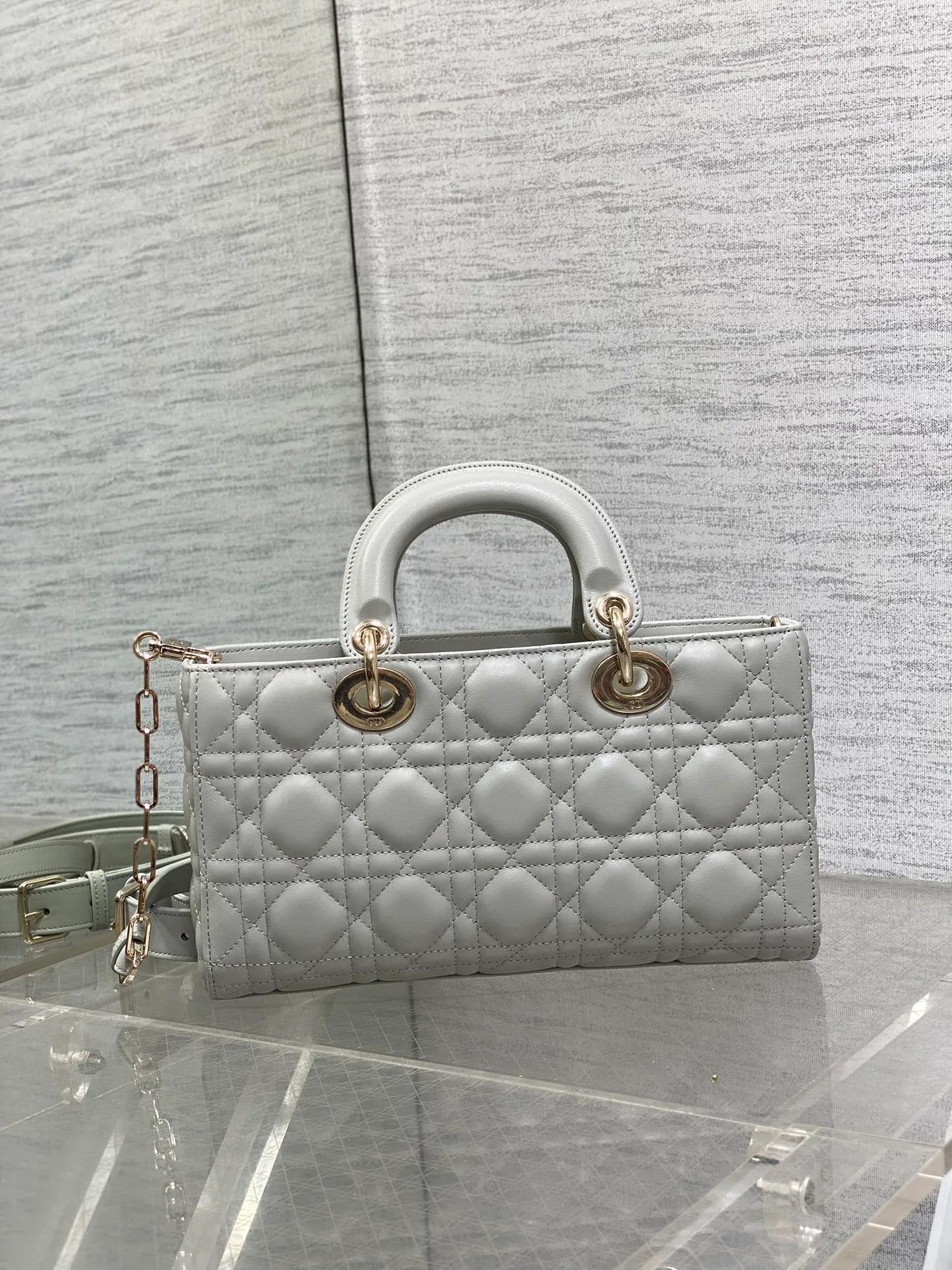 Women's Classic Handbags CHRISTIAN DIOR 17770421