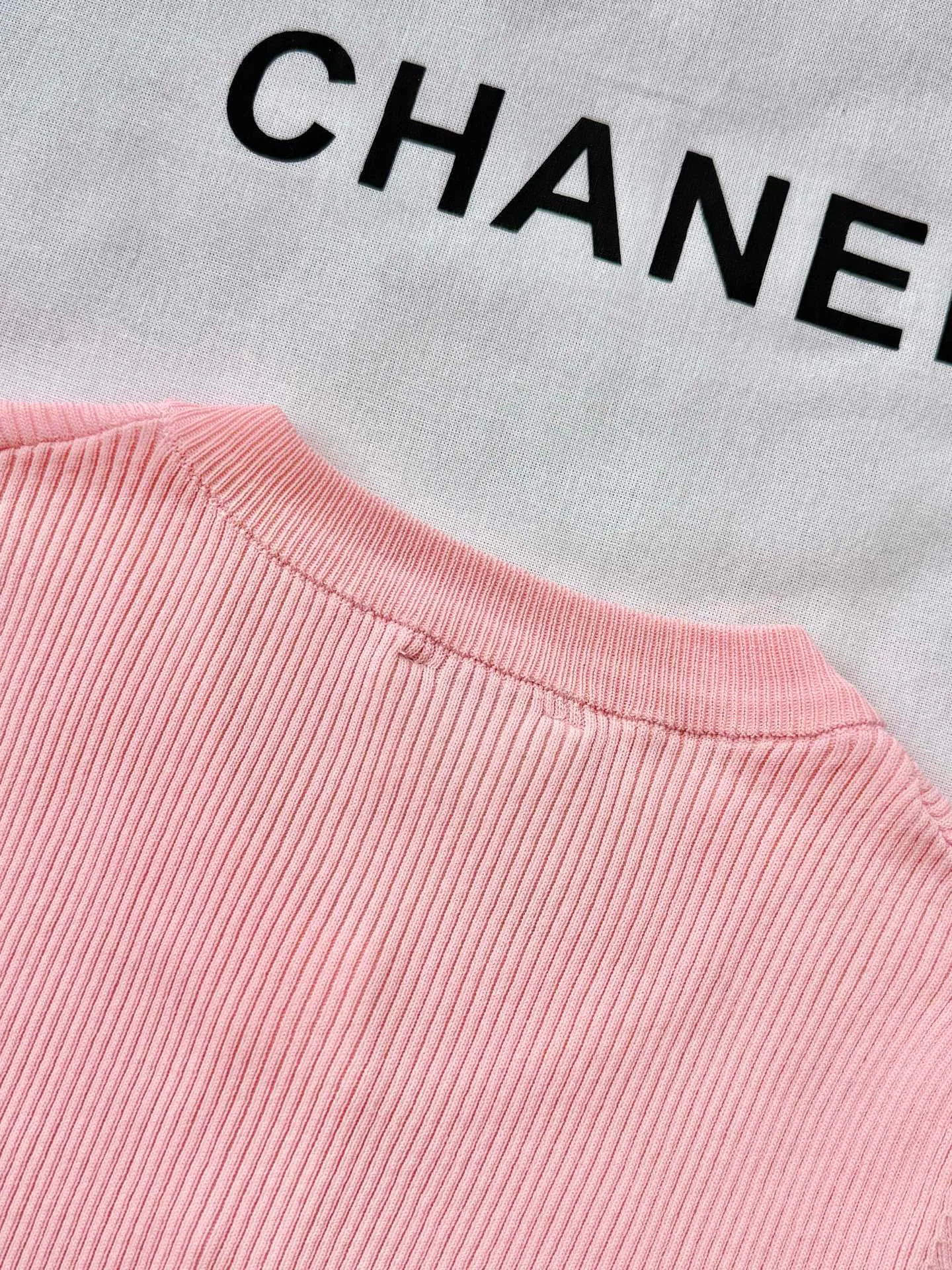 Women's Jumpers And Sweaters CHANEL 16888542