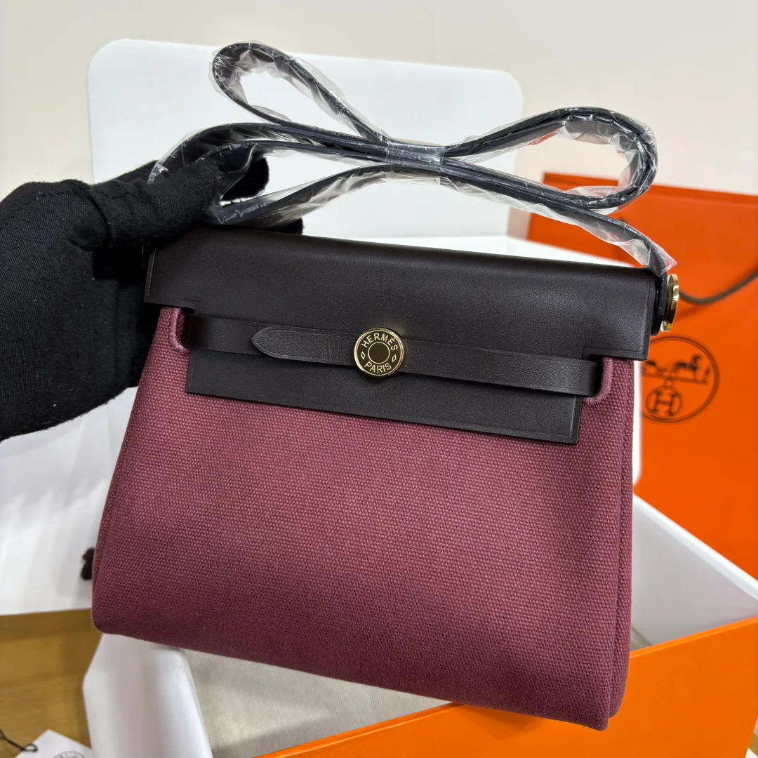 Women's Classic Handbags HERMES 18394469