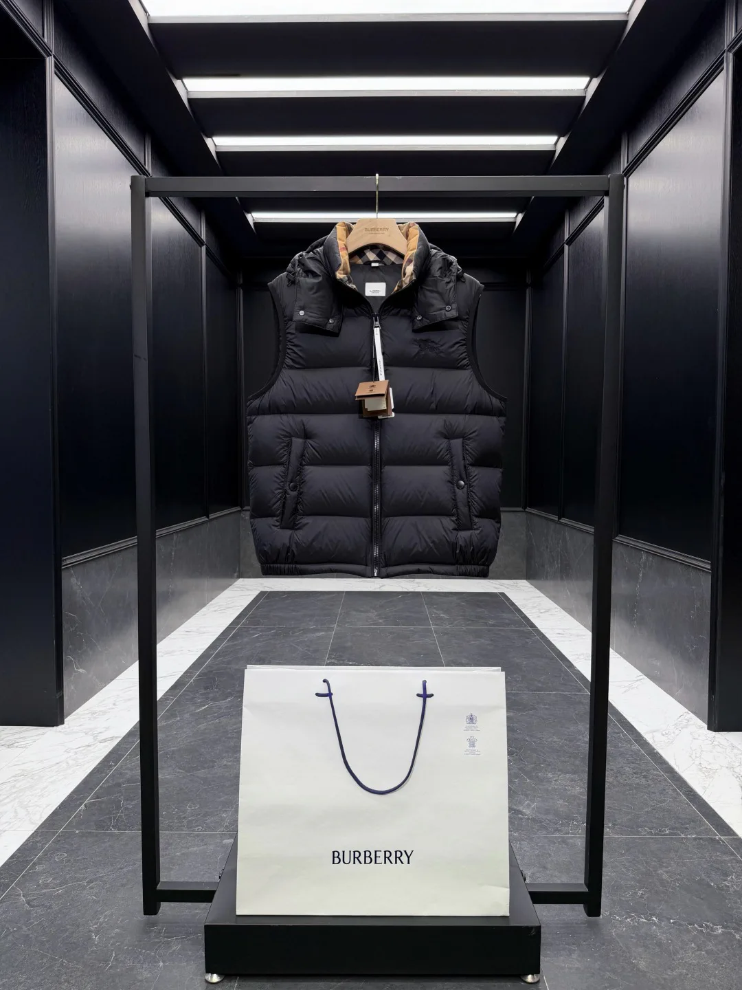 Men's Vests BURBERRY 18416855