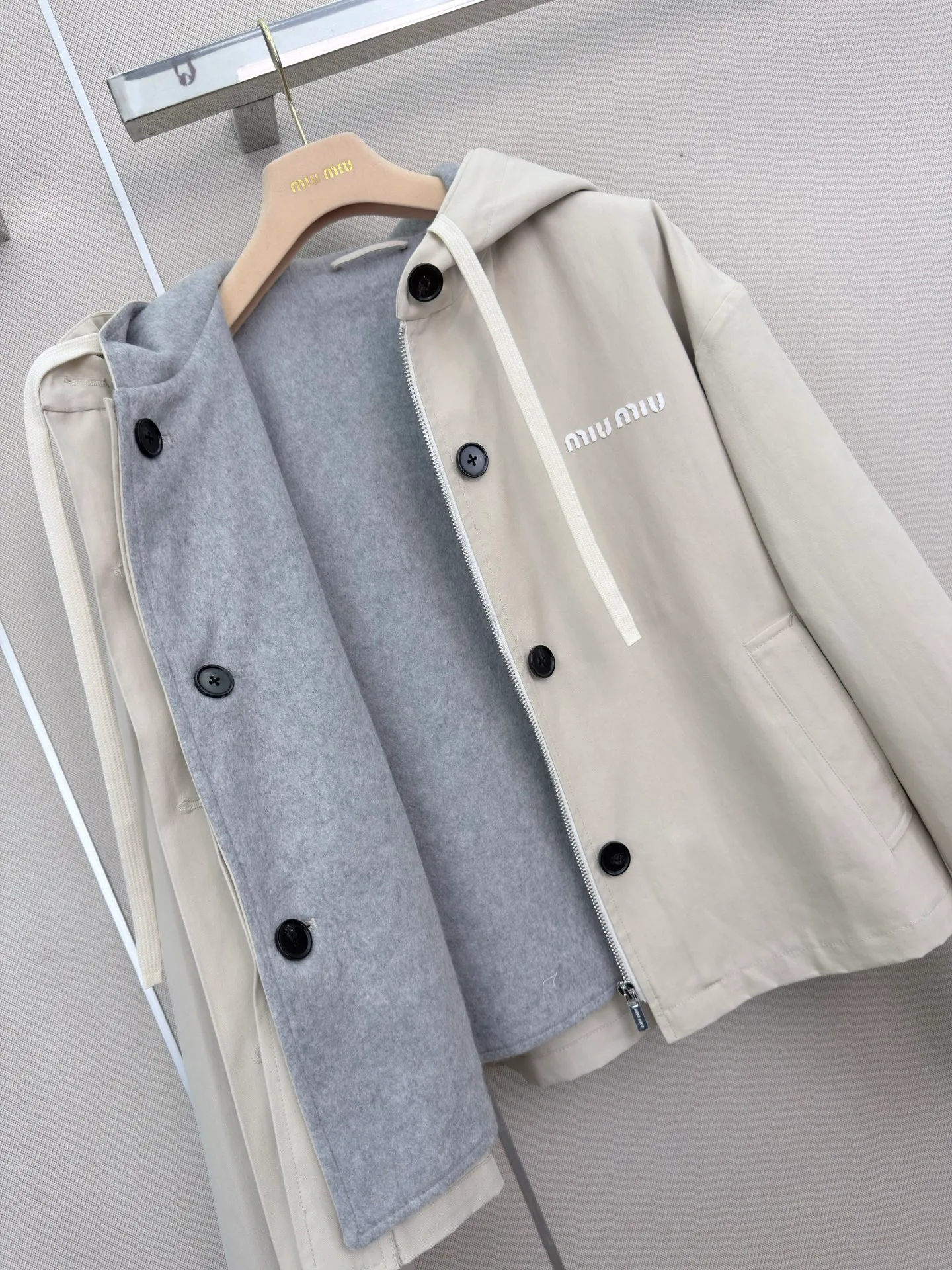 Women's Jackets And Down Jackets MIU MIU 18206321