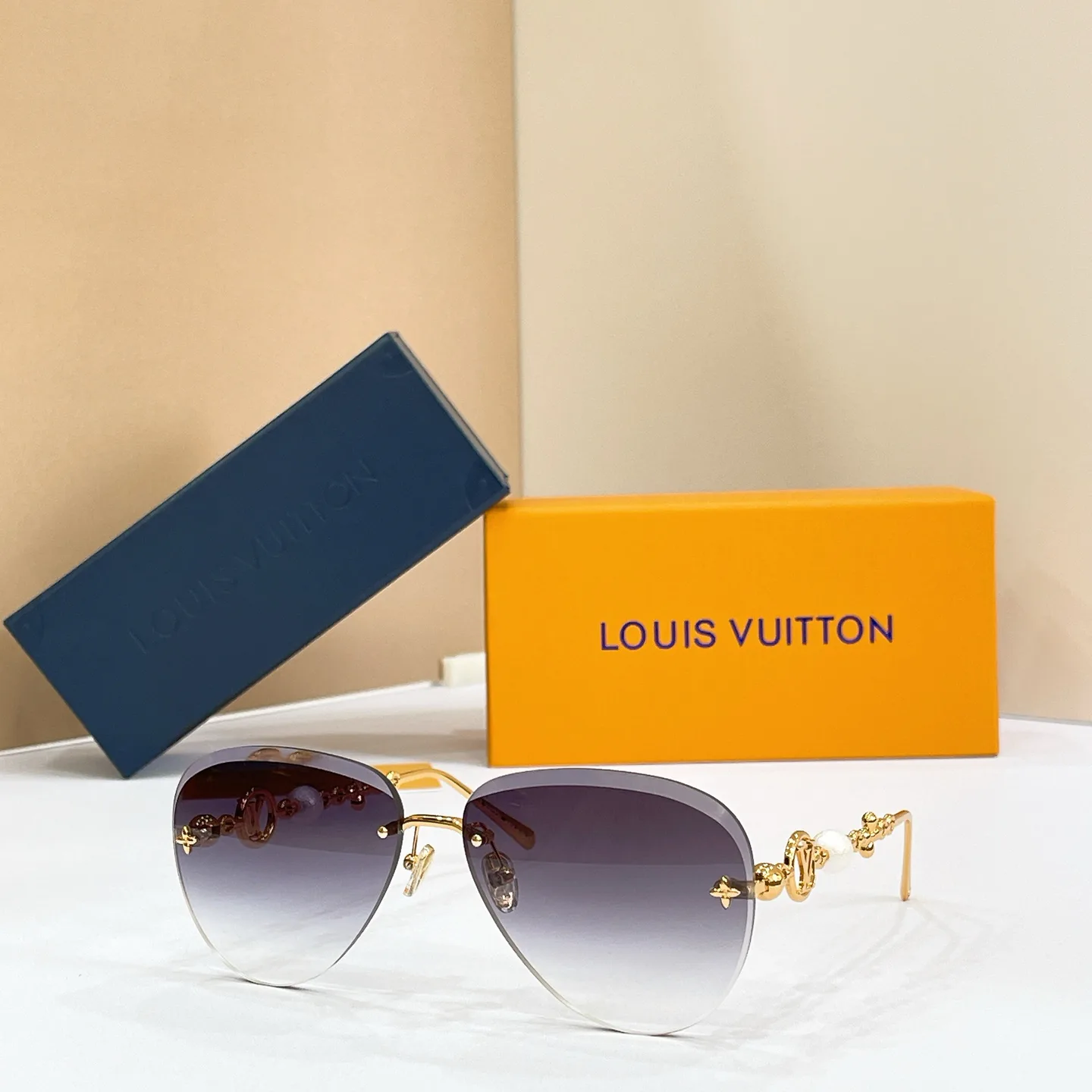 Glasses LOUIS VUITTON 17495967