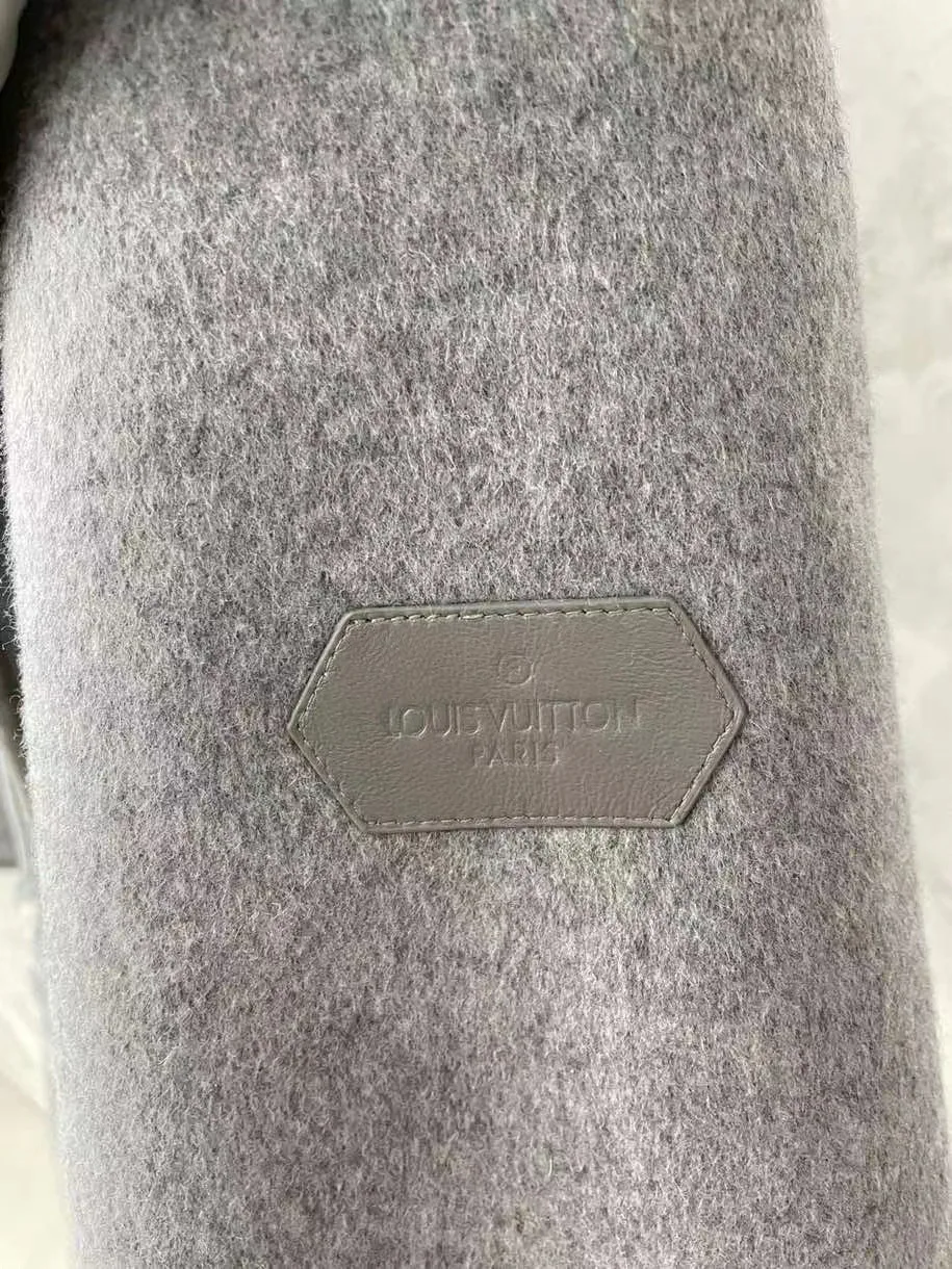 Women's Coats LOUIS VUITTON 17998824