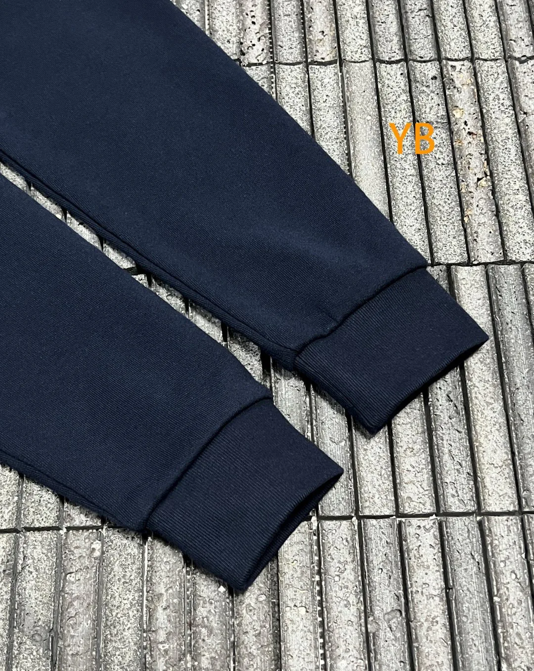 Men's Sweatshirts And Hoodies LOUIS VUITTON 17852634